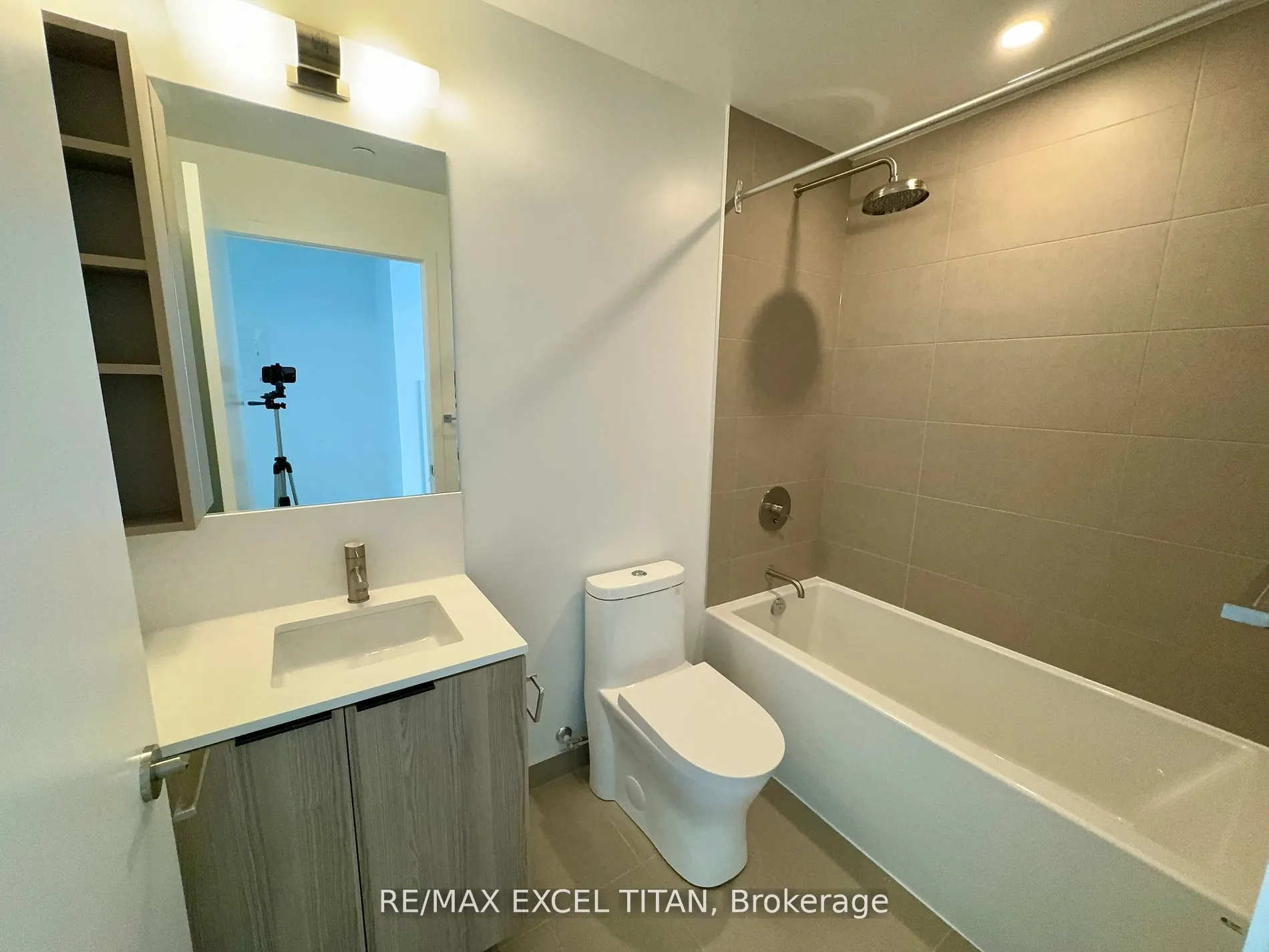 55 Mercer Street, #PH03