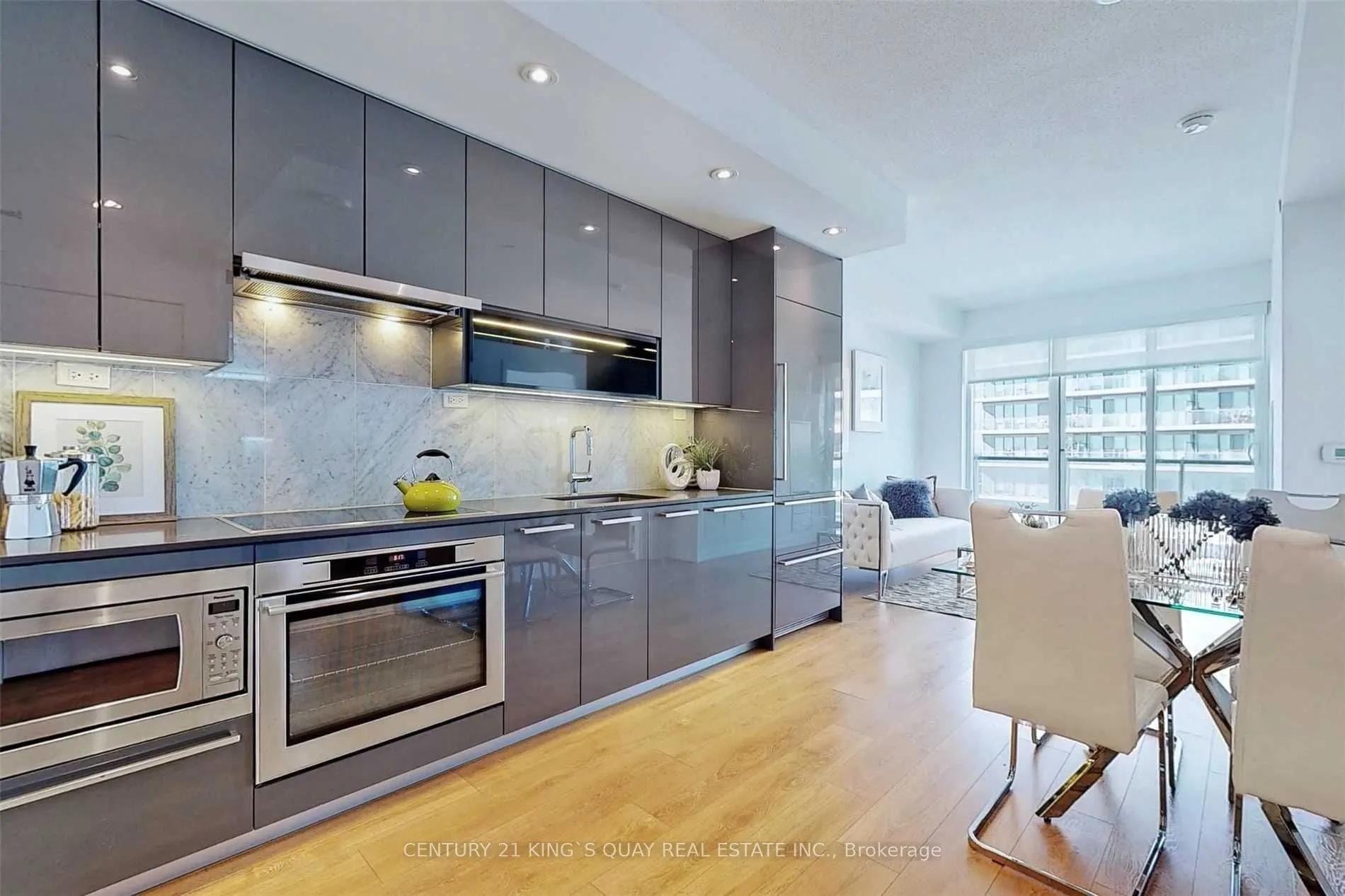 117 Mcmahon Drive, #2505