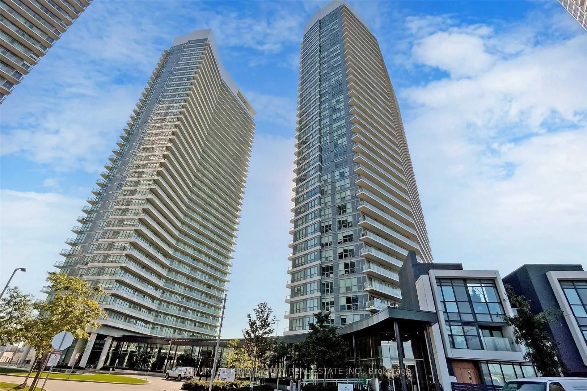 117 Mcmahon Drive, #2505