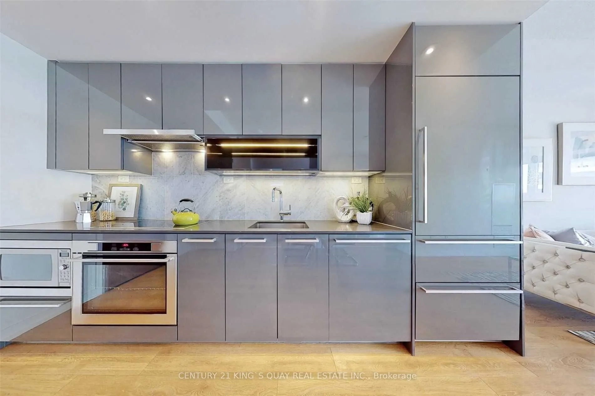 117 Mcmahon Drive, #2505
