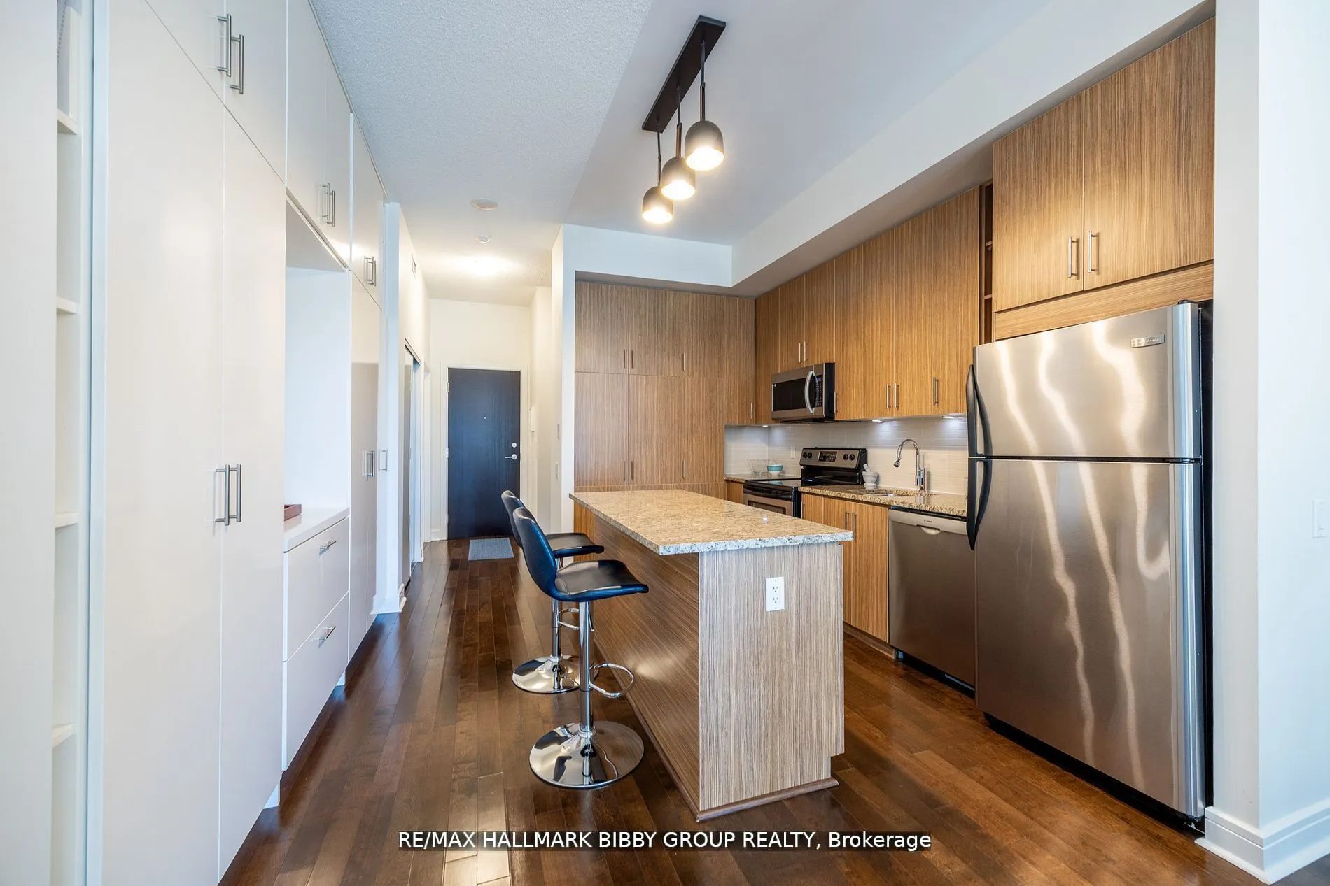 112 George Street, #S420