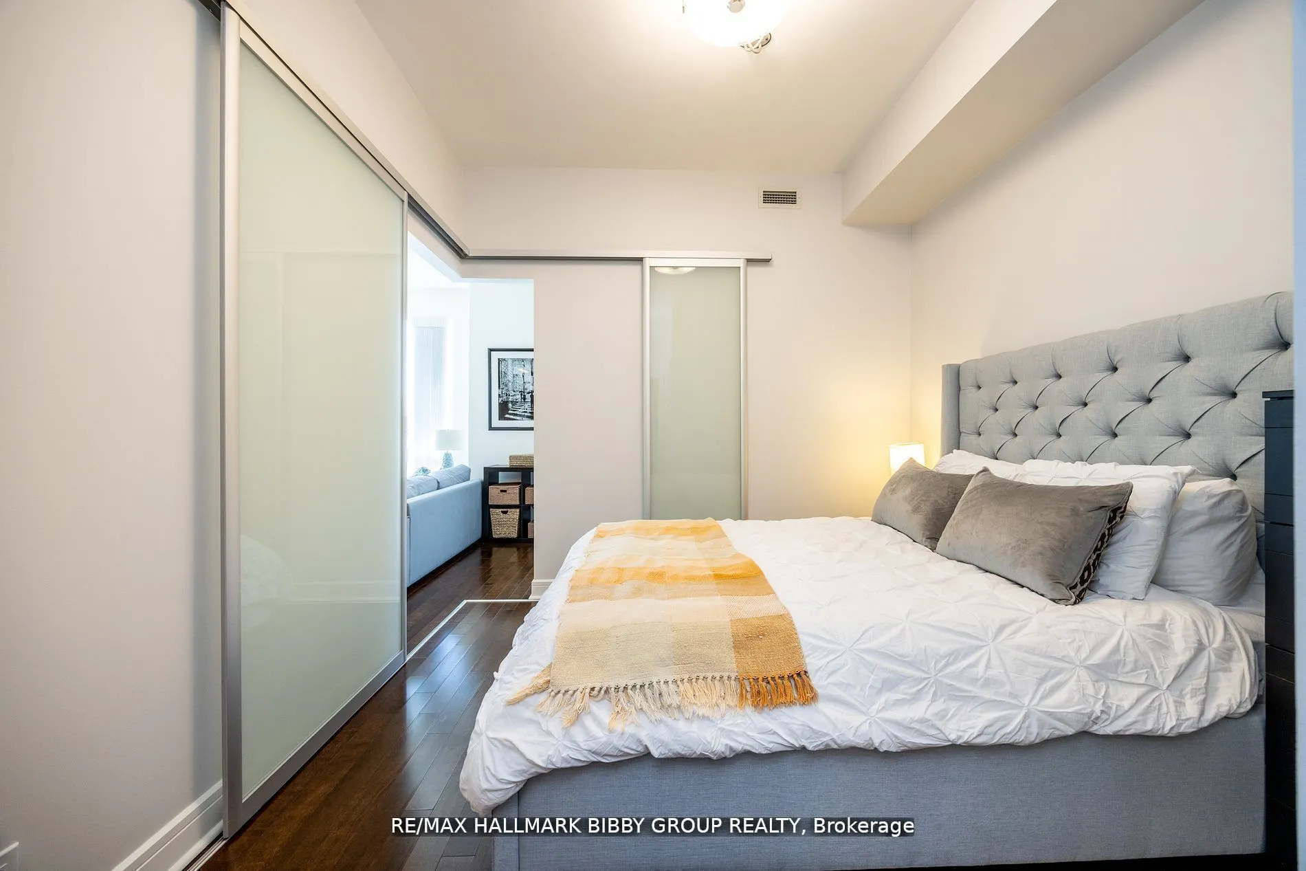112 George Street, #S420