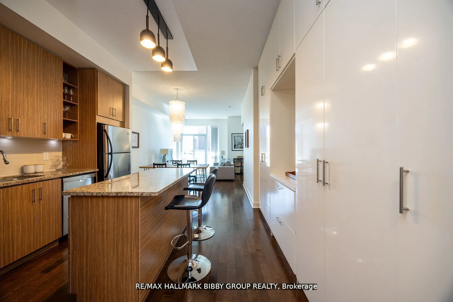 112 George Street, #S420