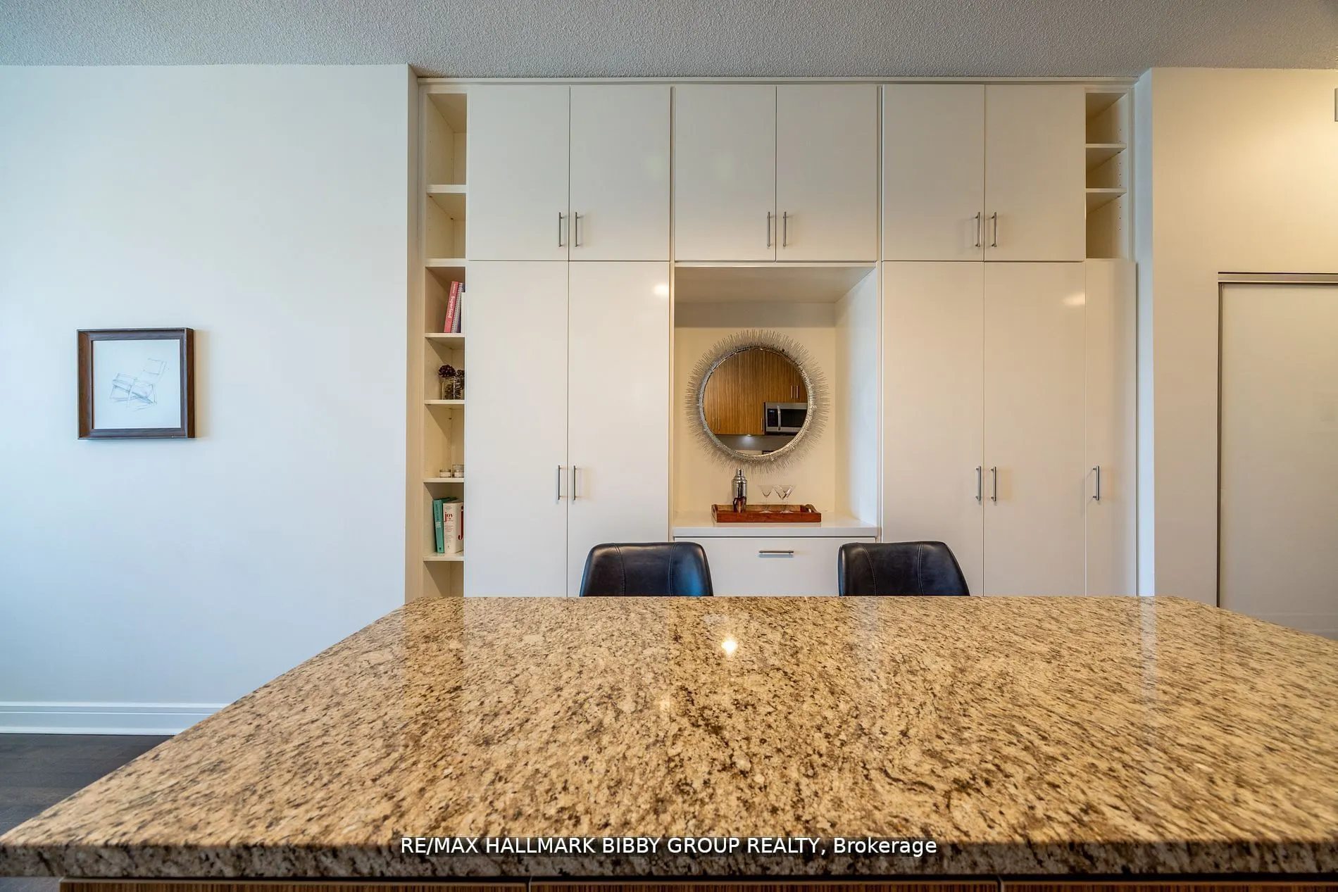 112 George Street, #S420