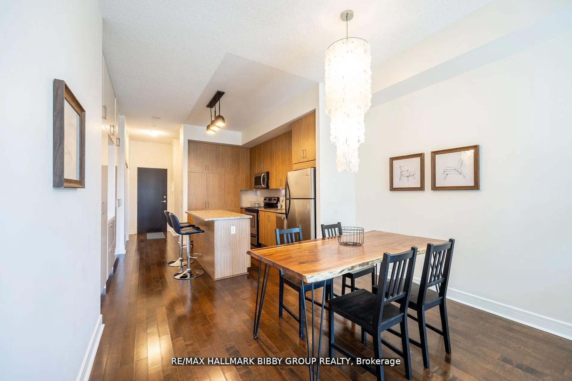 112 George Street, #S420