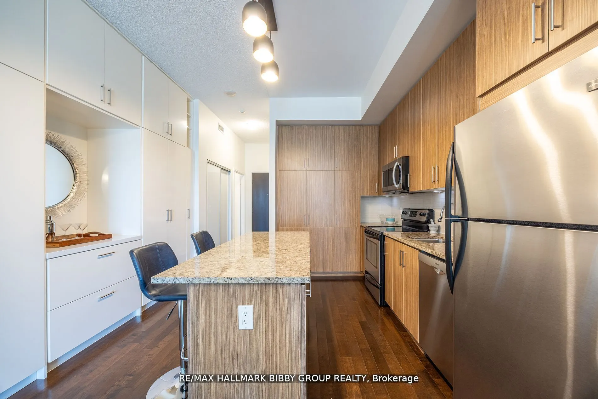 112 George Street, #S420