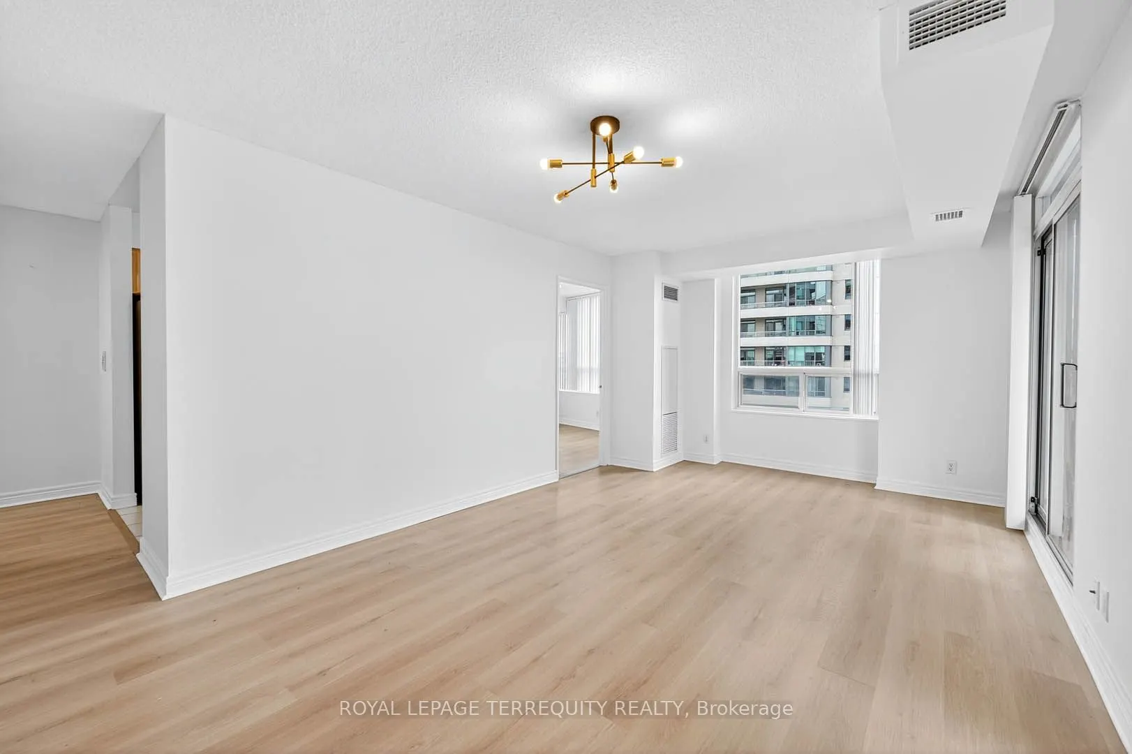 23 Hollywood Avenue, #2610