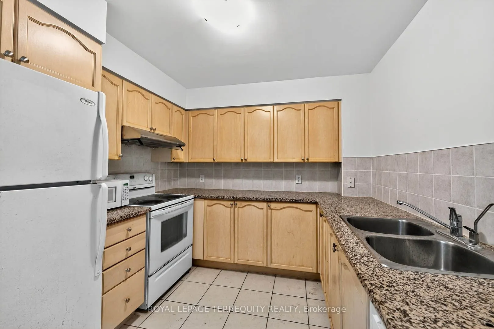 23 Hollywood Avenue, #2610