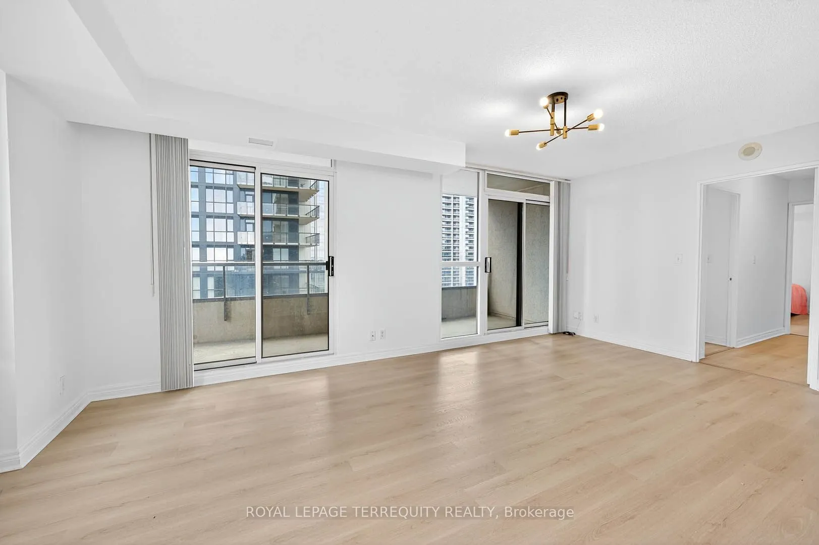 23 Hollywood Avenue, #2610