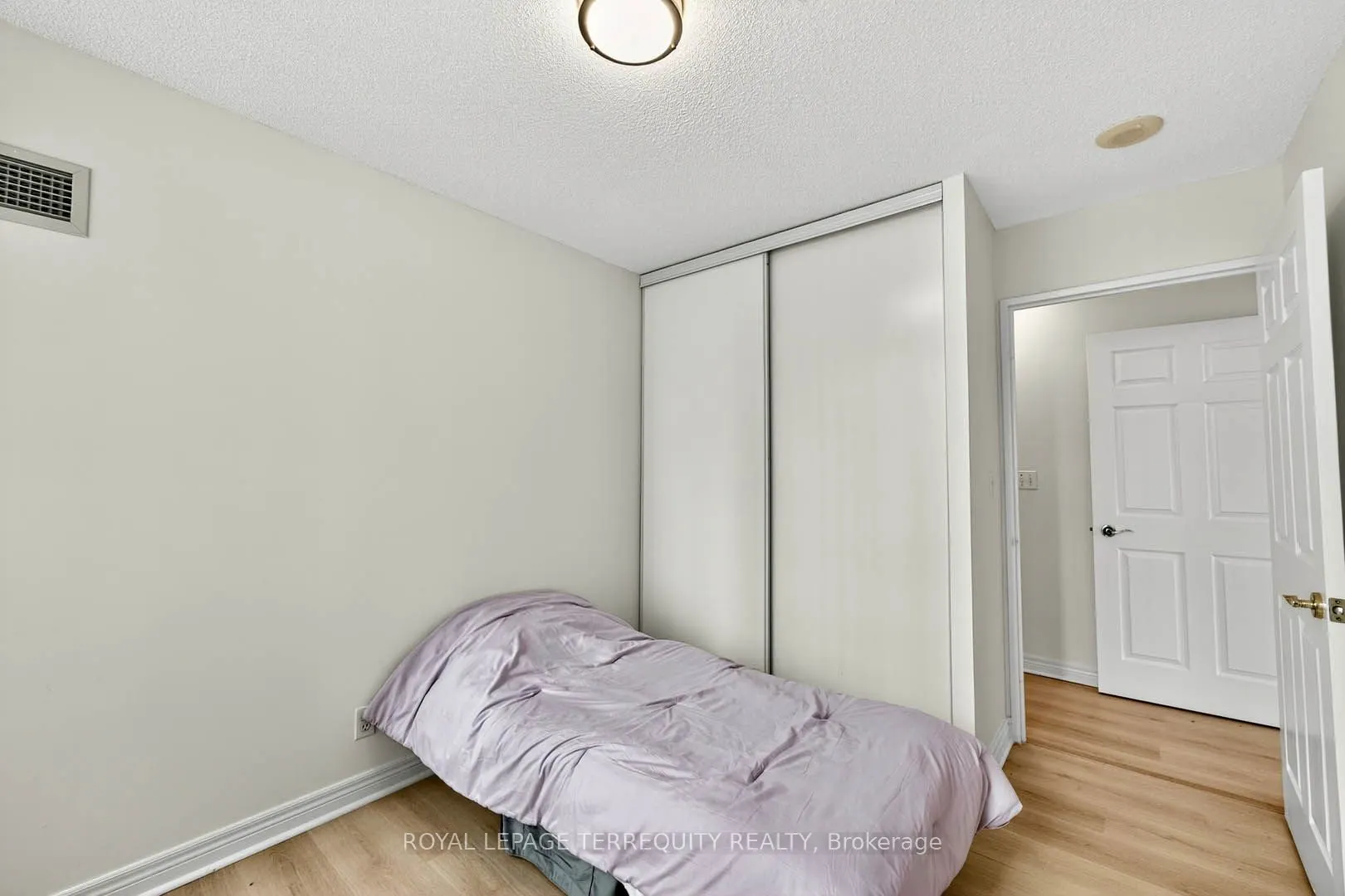 23 Hollywood Avenue, #2610