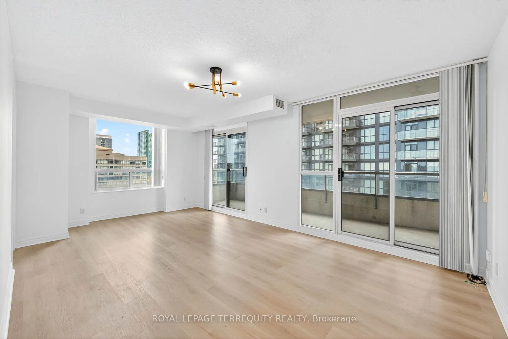 23 Hollywood Avenue, #2610