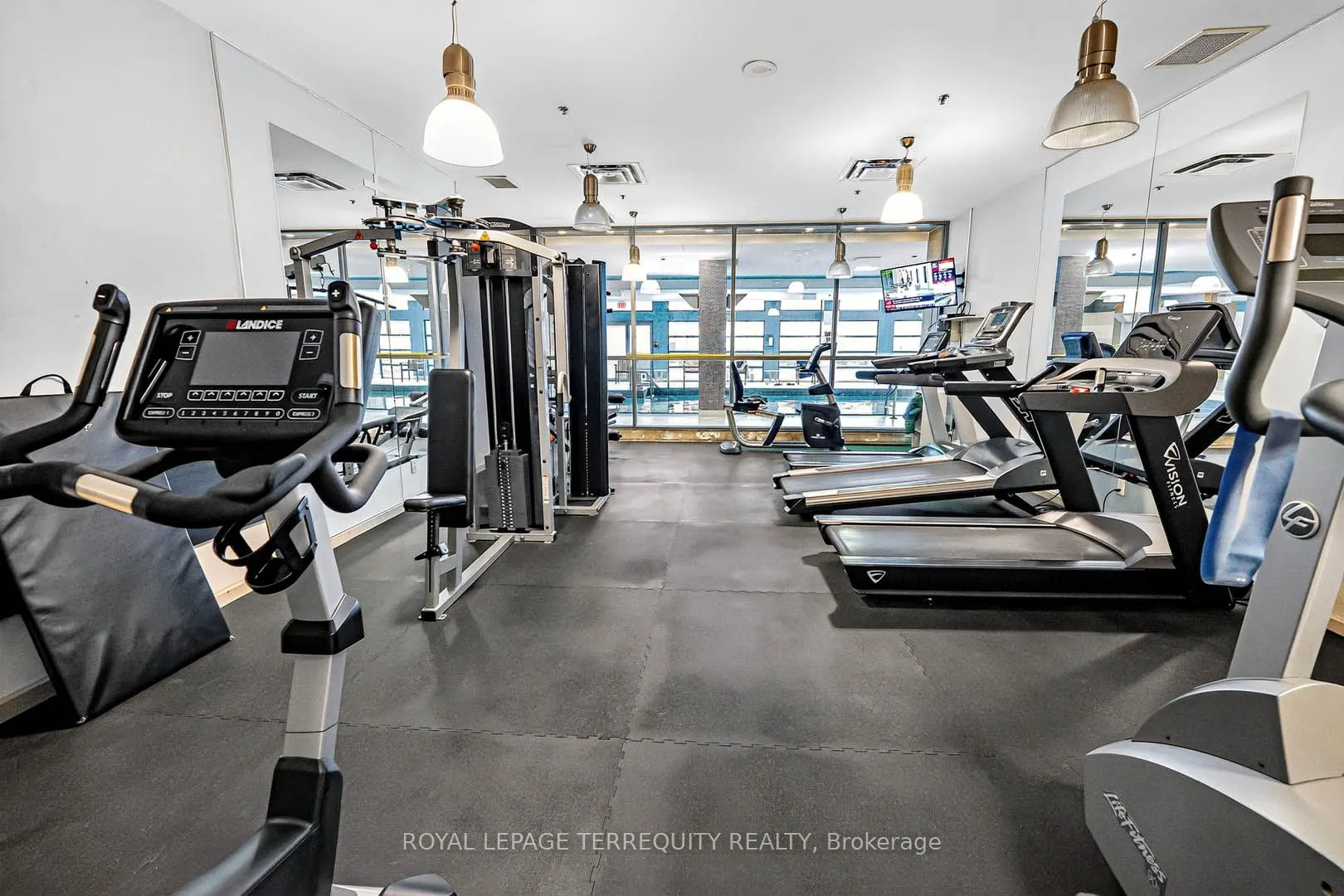 23 Hollywood Avenue, #2610