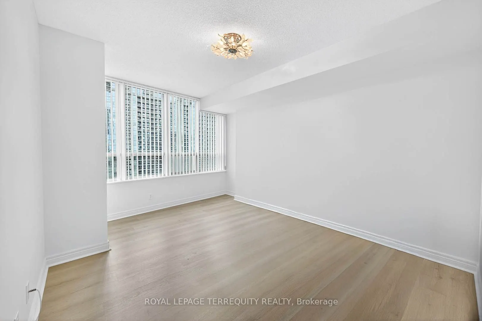 23 Hollywood Avenue, #2610