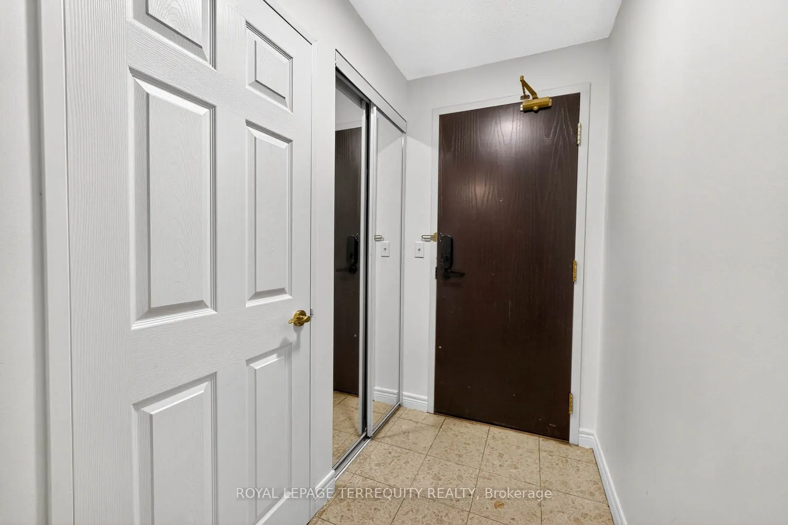 23 Hollywood Avenue, #2610