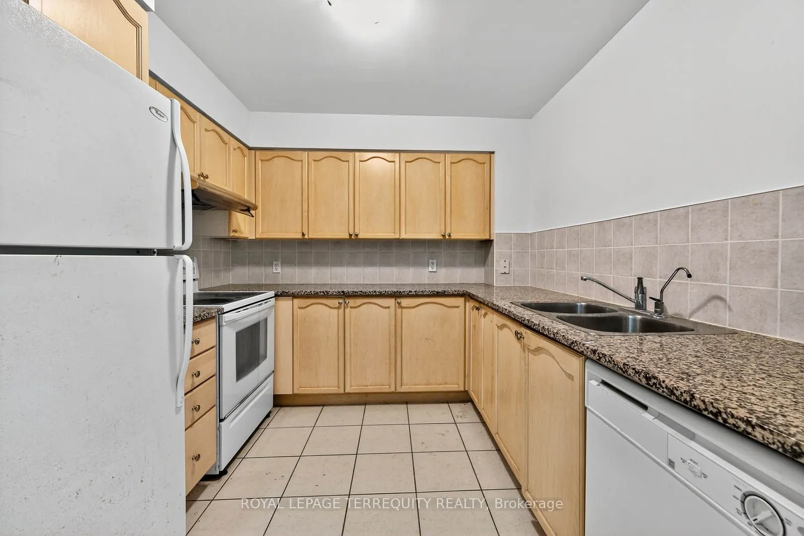 23 Hollywood Avenue, #2610