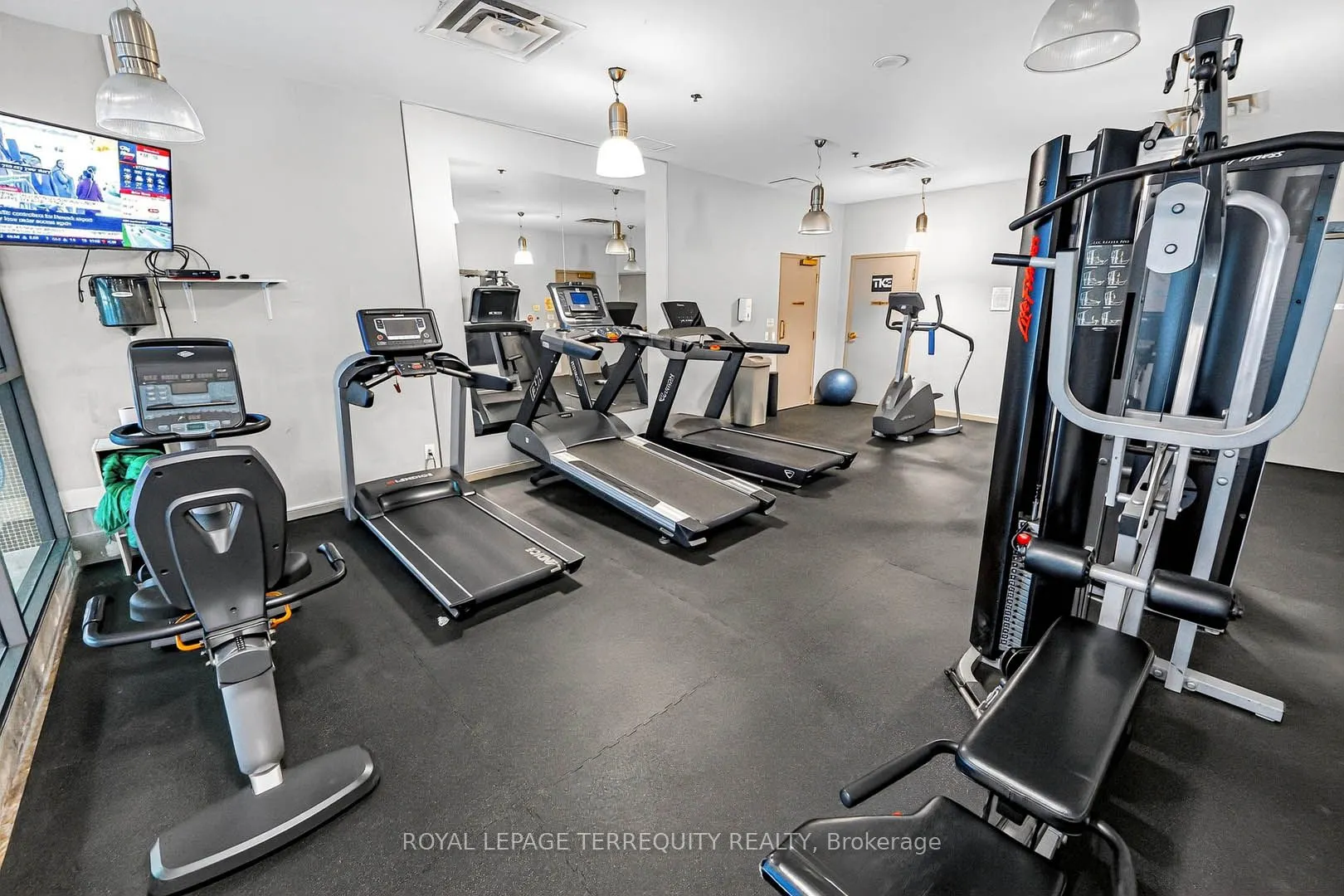 23 Hollywood Avenue, #2610