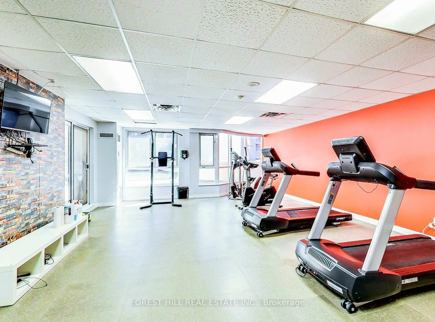 55 Bloor Street E, #605