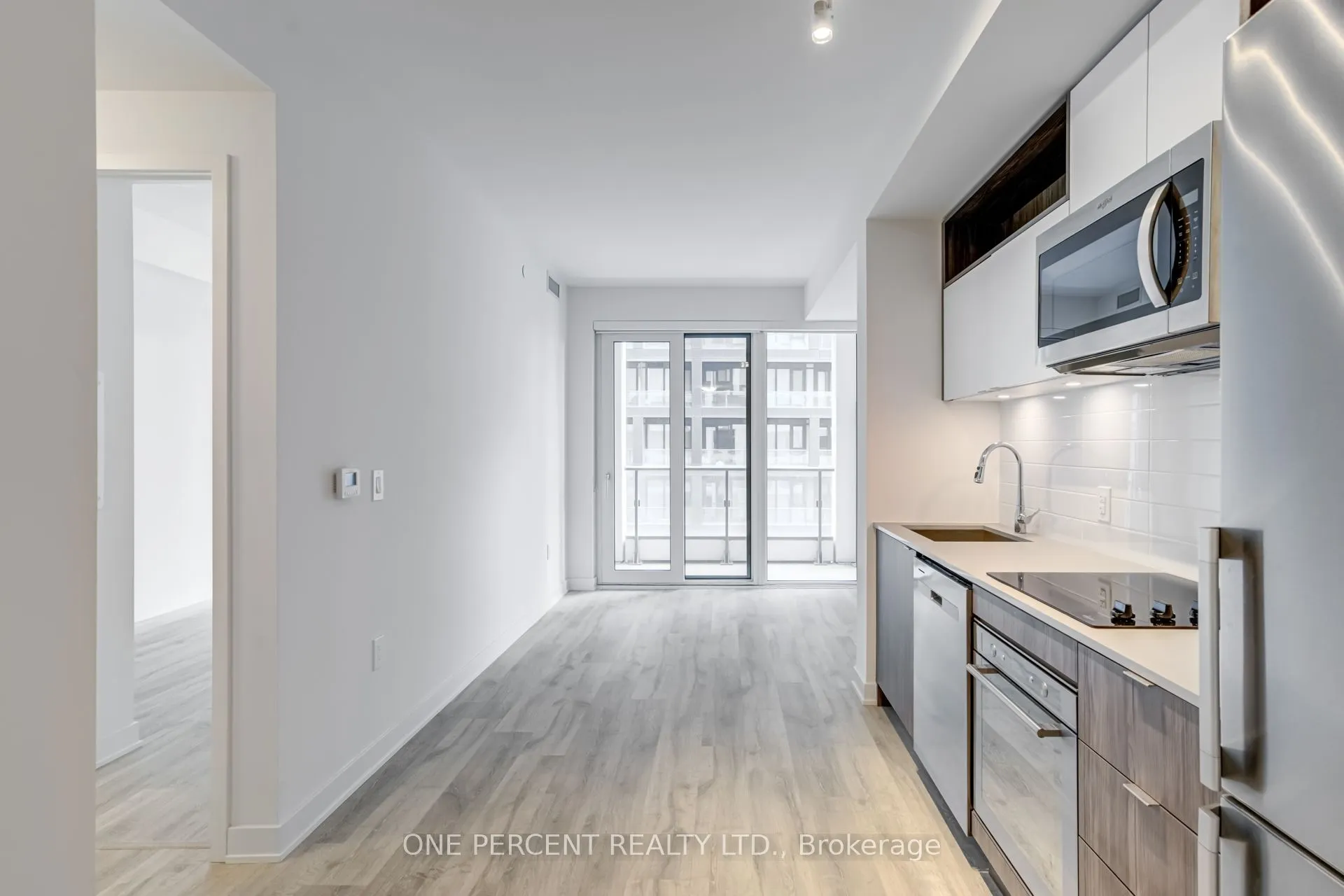 121 Lower Sherbourne Street, #843D