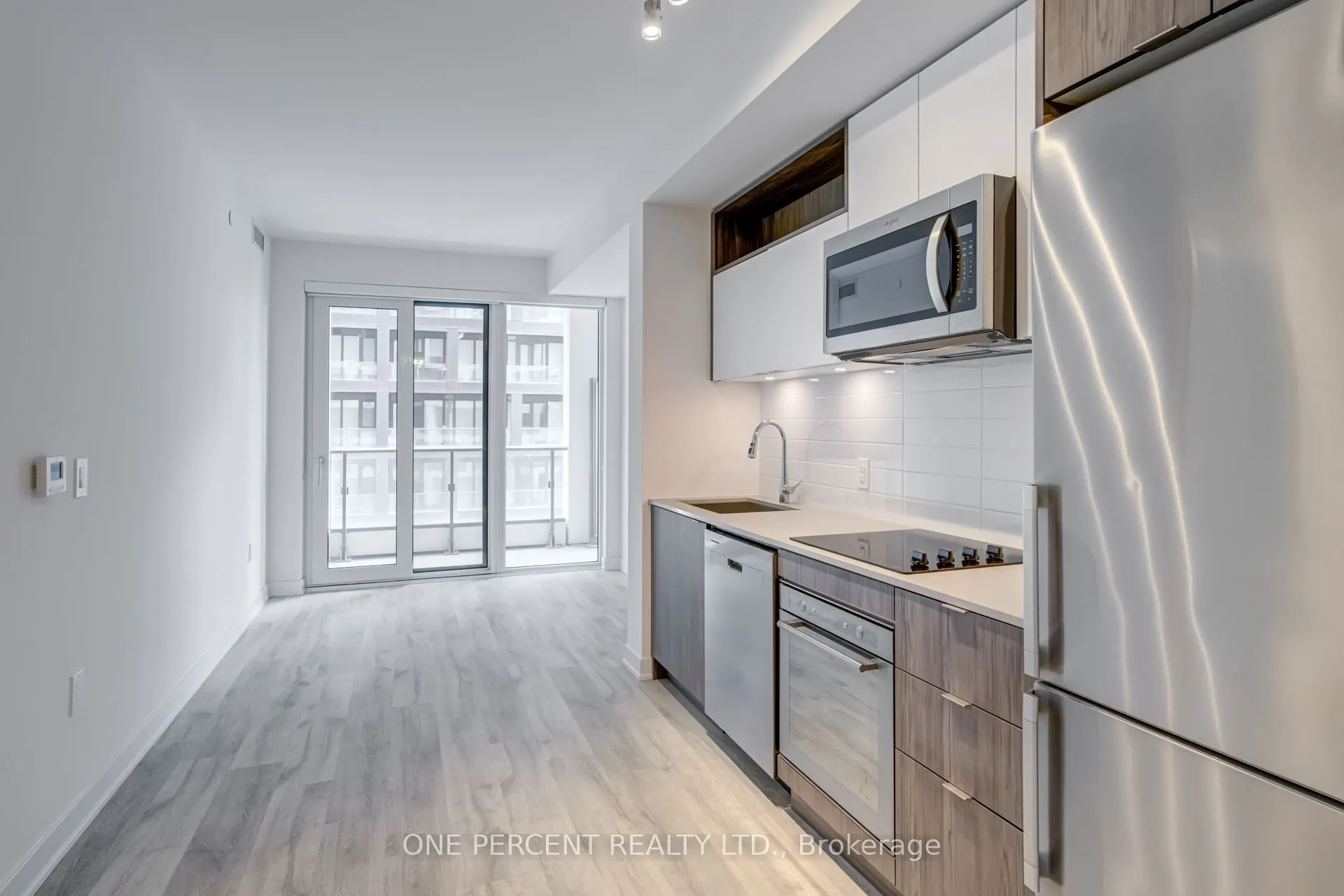 121 Lower Sherbourne Street, #843D