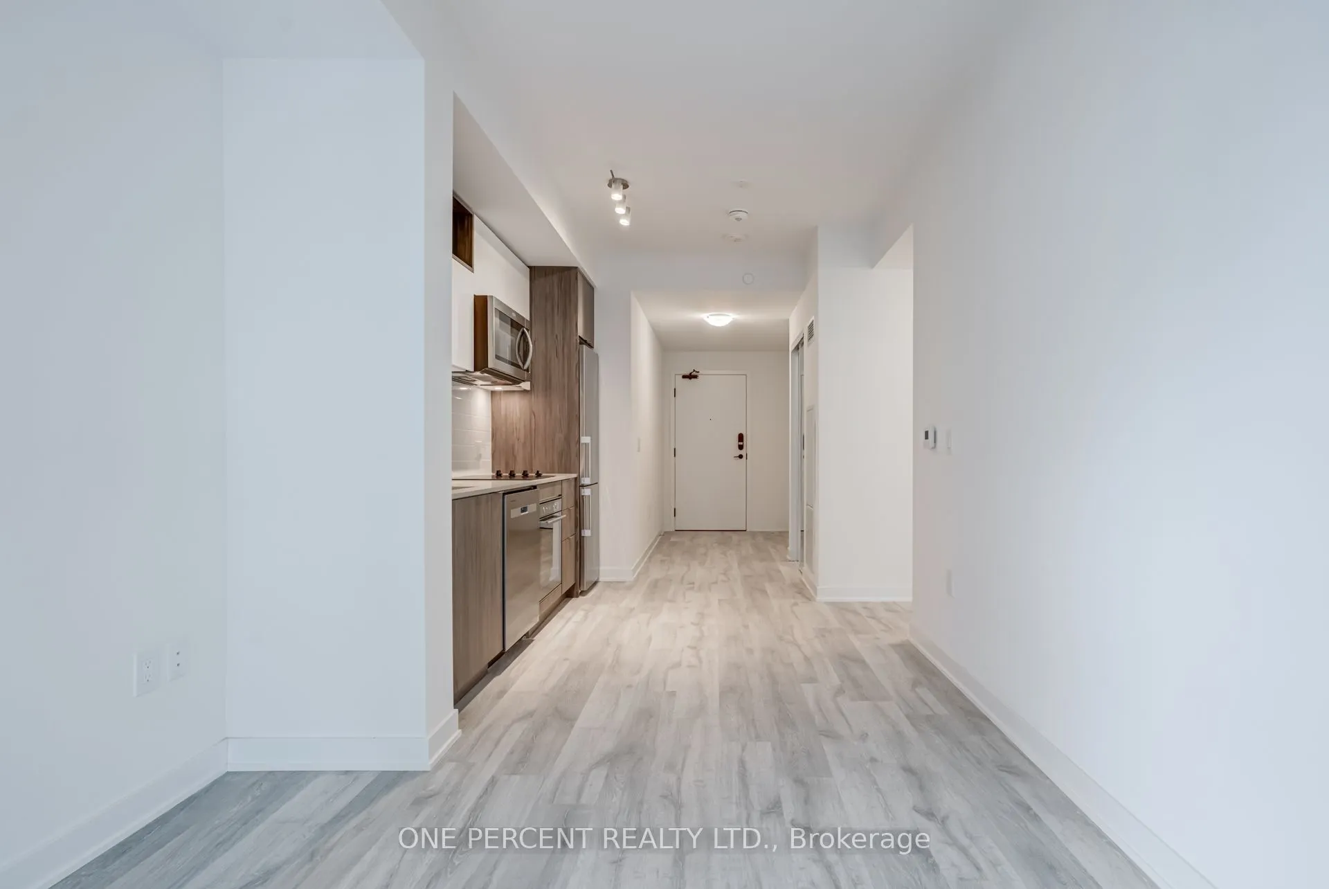121 Lower Sherbourne Street, #843D