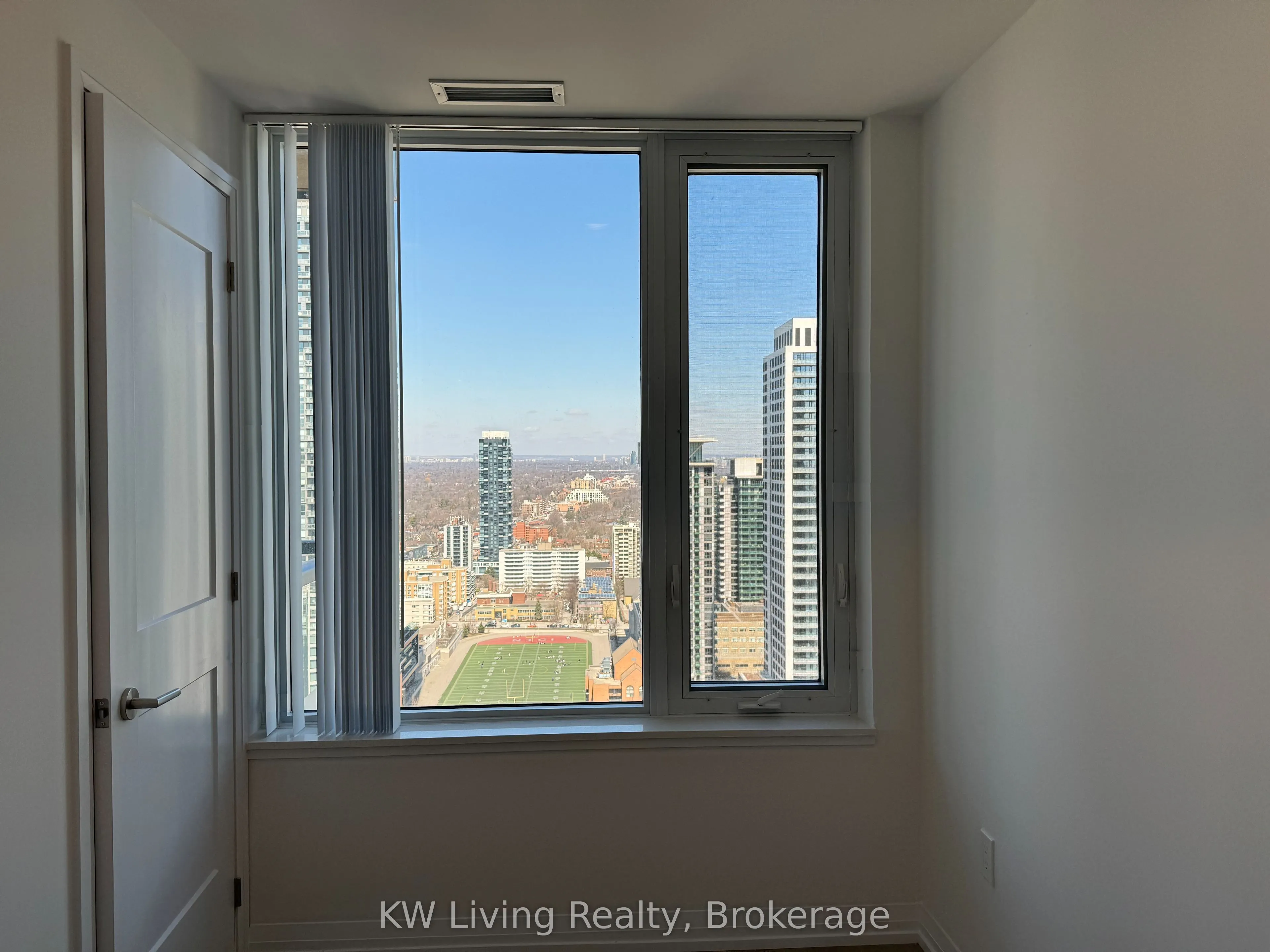 50 Dunfield Avenue, #3317