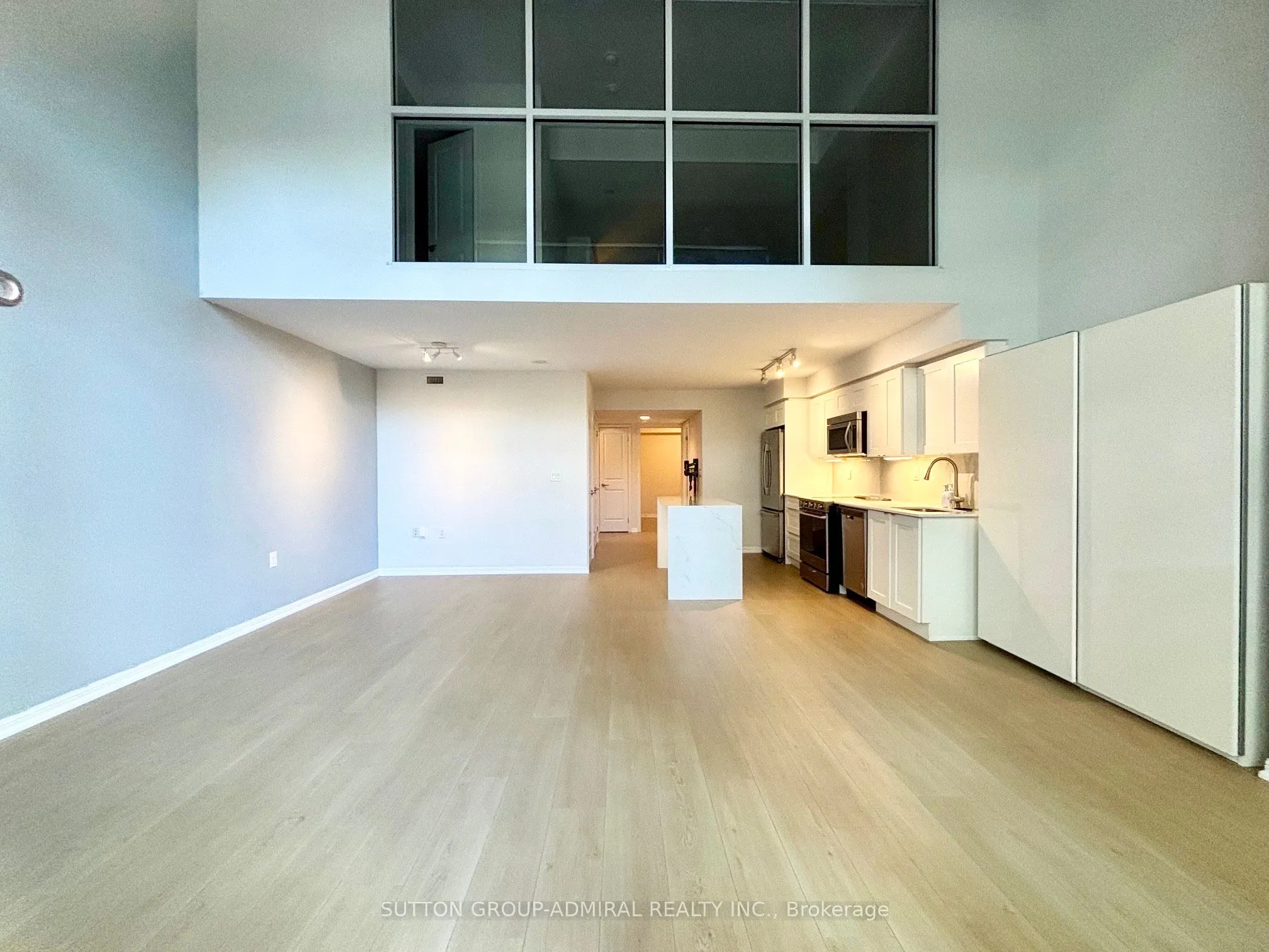 125 Western Battery Road, #102