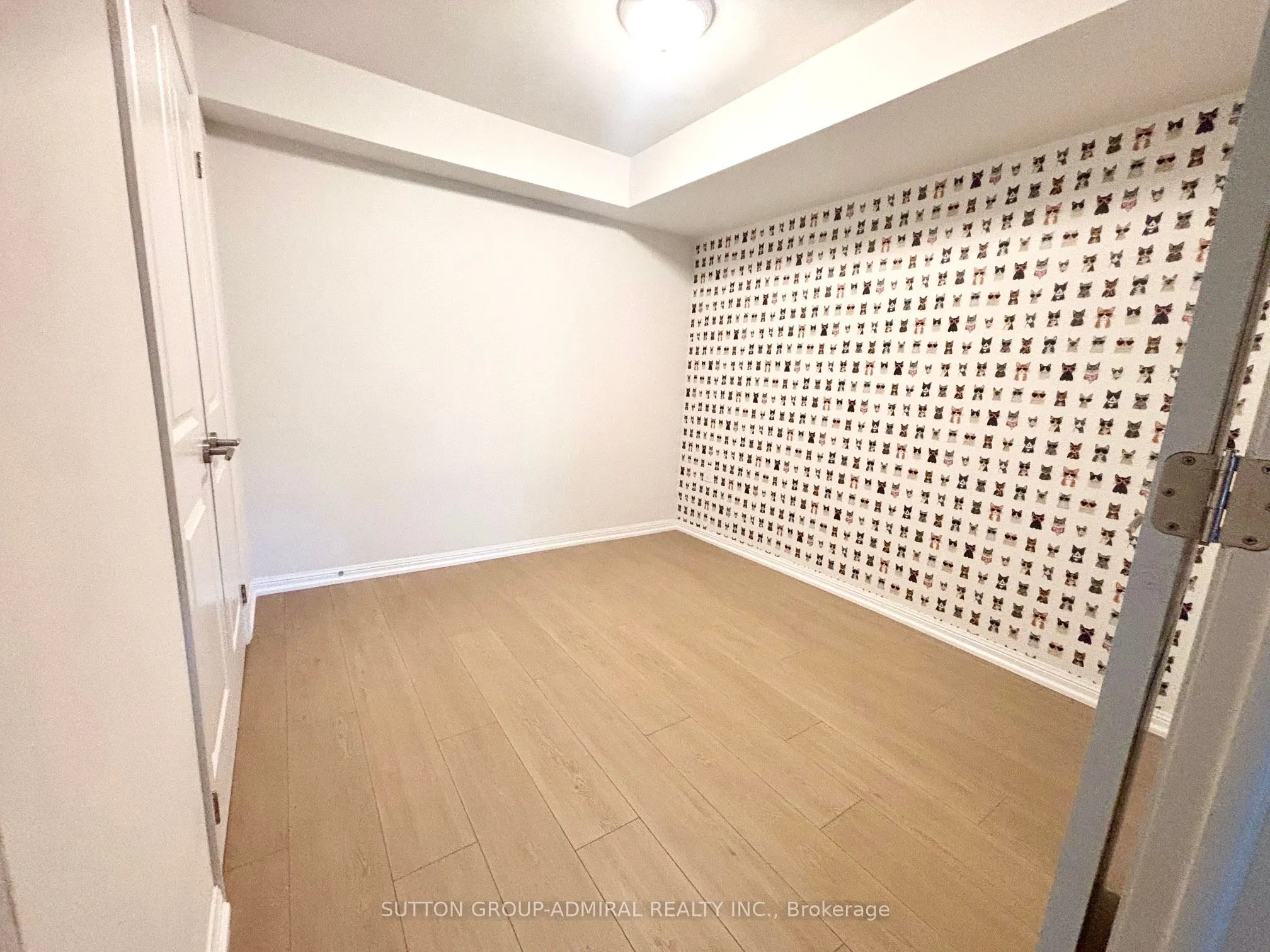 125 Western Battery Road, #102
