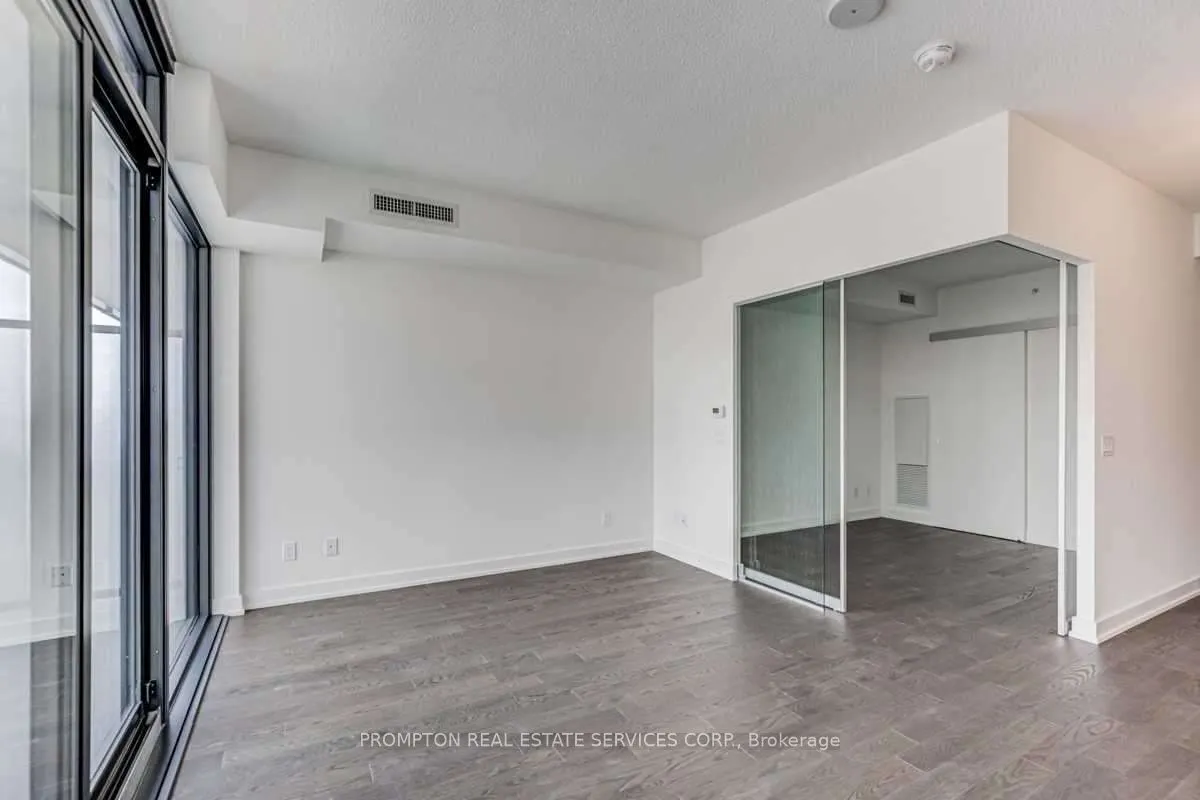 25 Richmond Street E, #1214