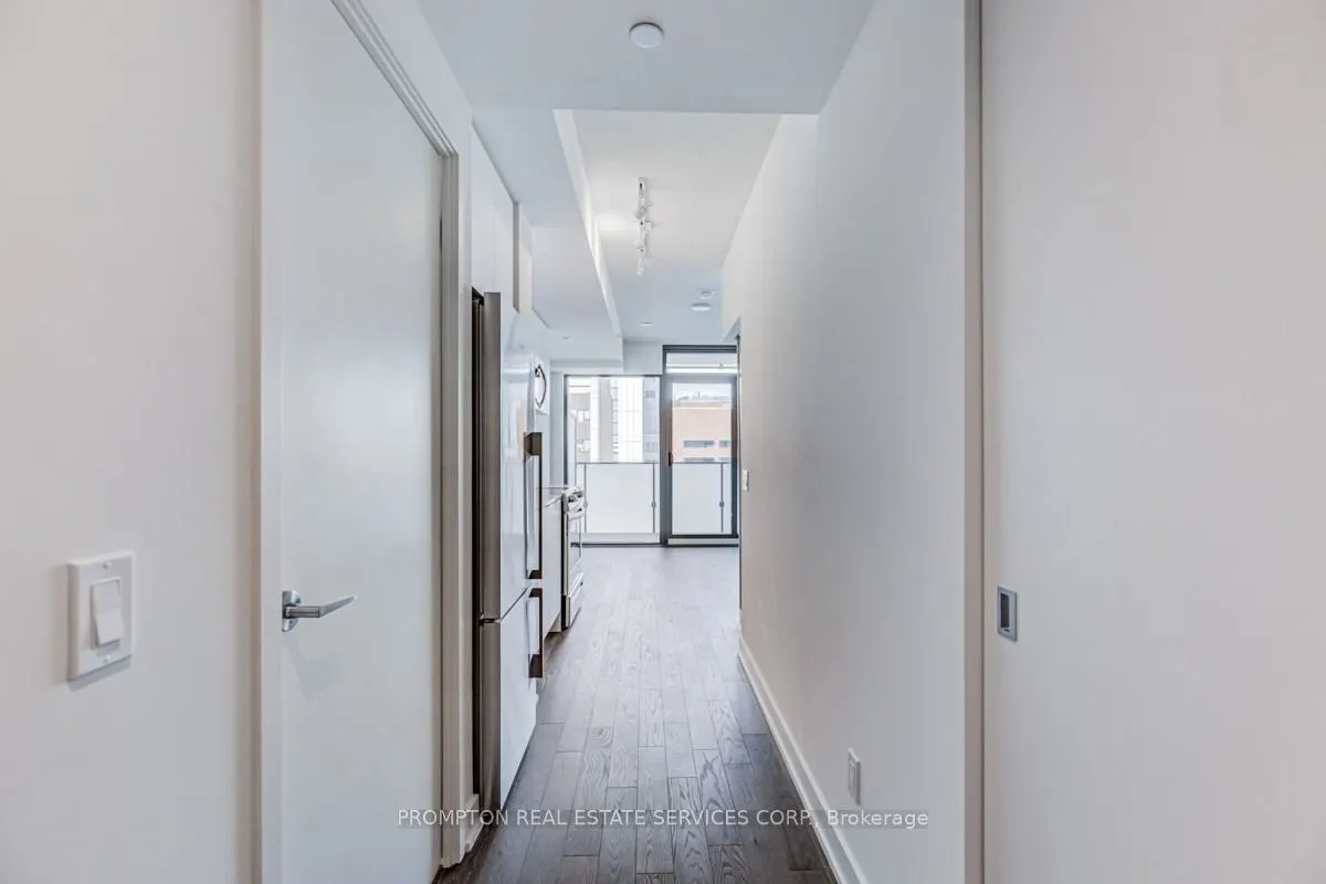 25 Richmond Street E, #1214