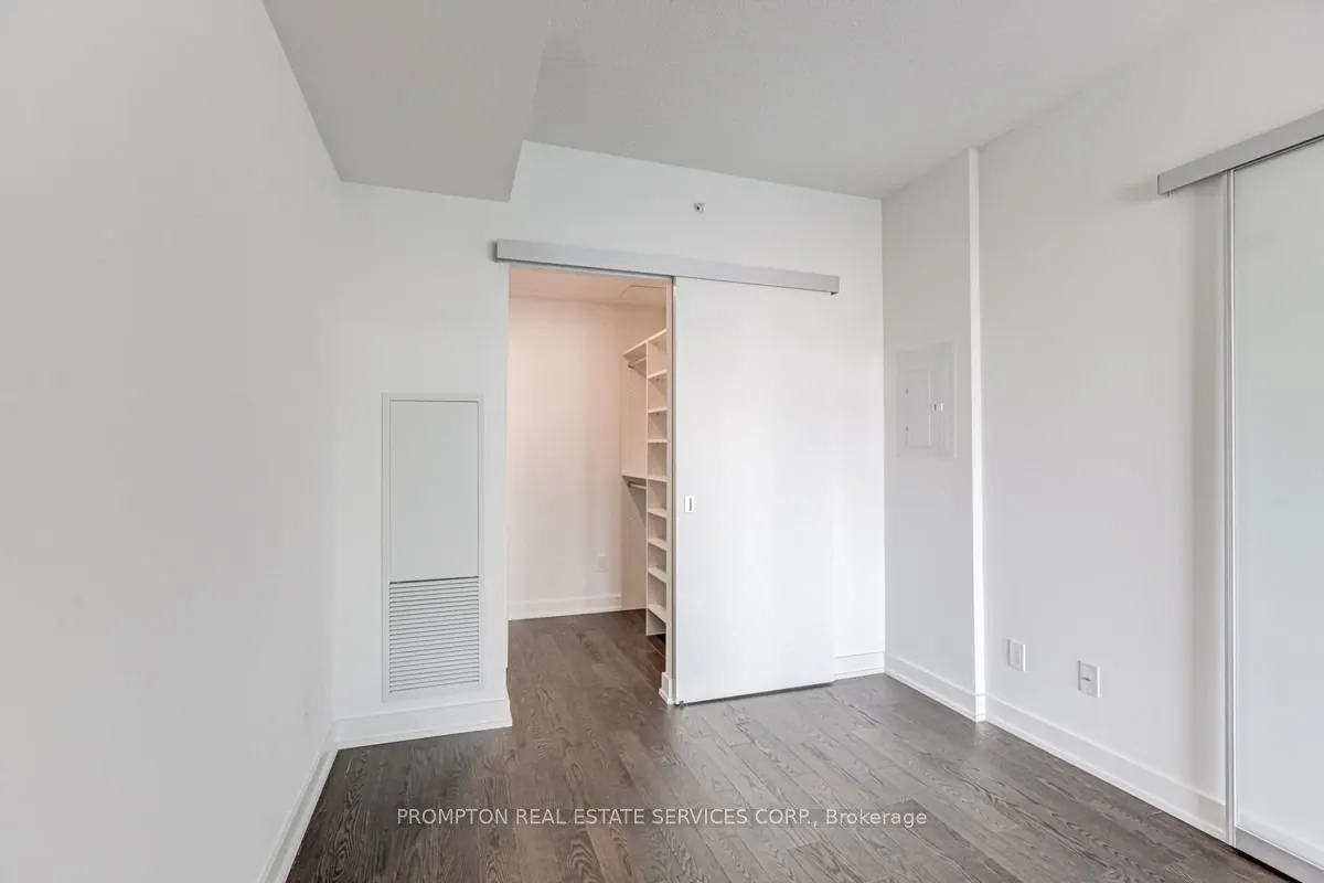 25 Richmond Street E, #1214