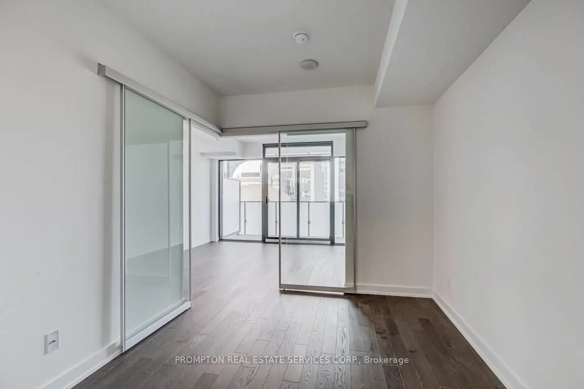 25 Richmond Street E, #1214