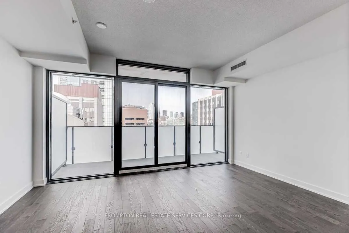 25 Richmond Street E, #1214
