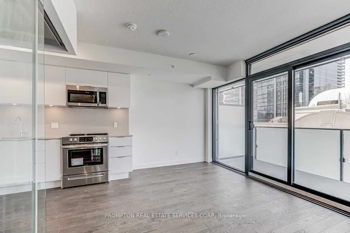 25 Richmond Street E, #1214