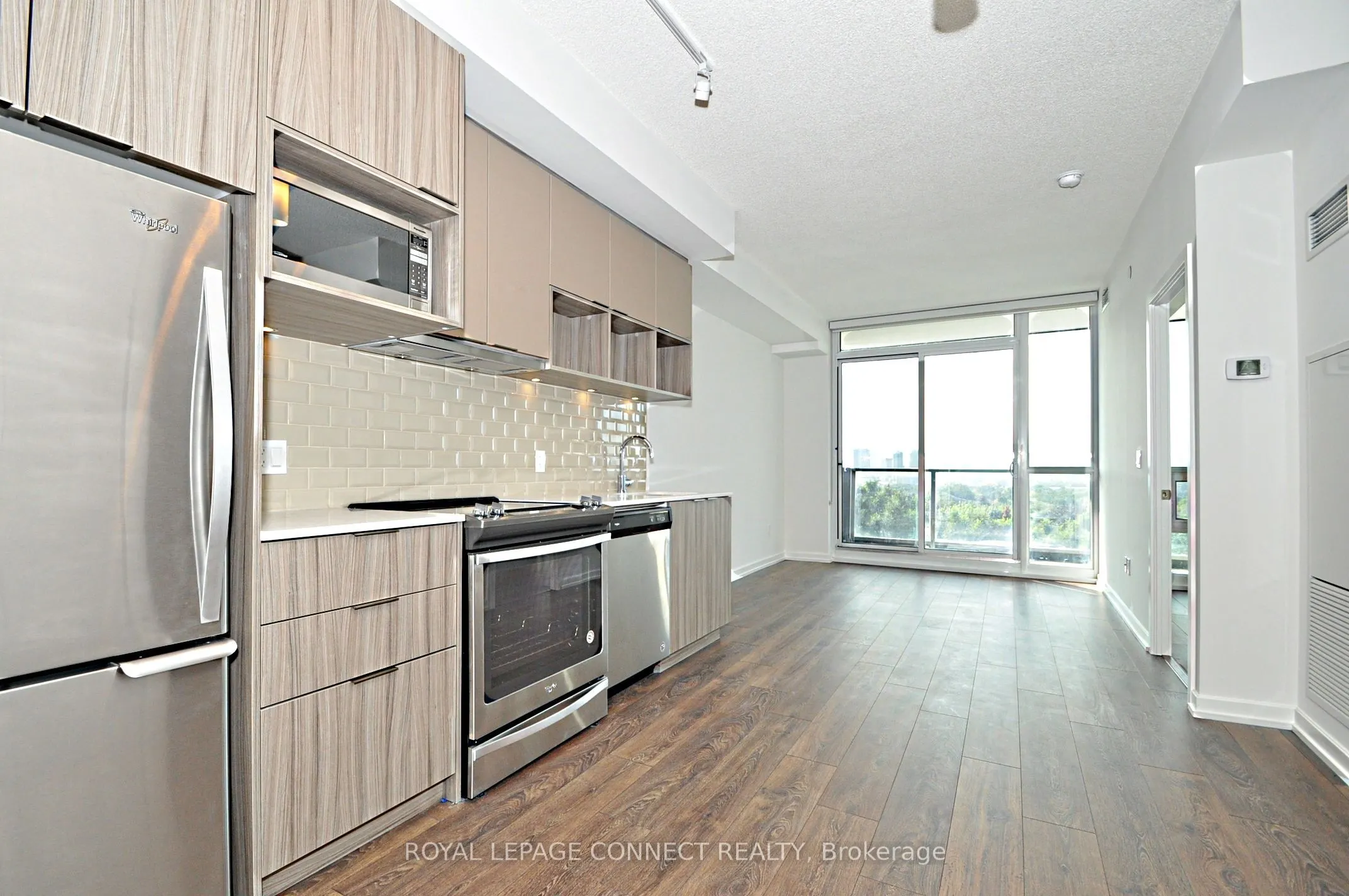 52 Forest Manor Road, #428