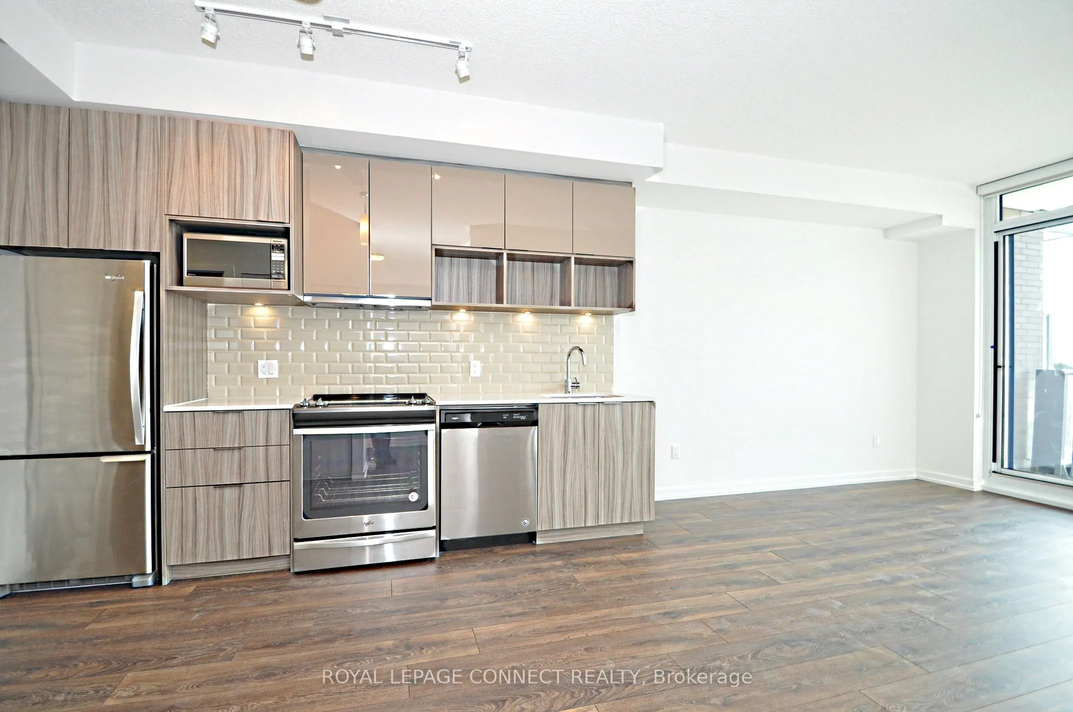 52 Forest Manor Road, #428
