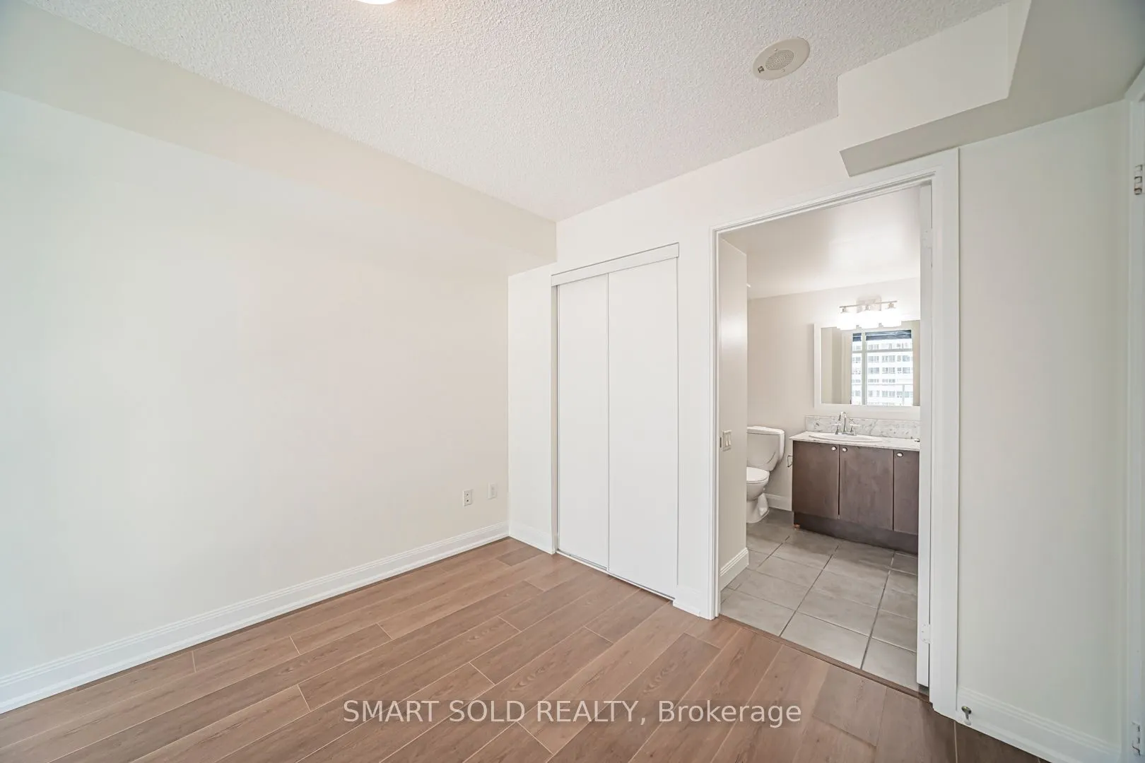 2191 Yonge Street, #901