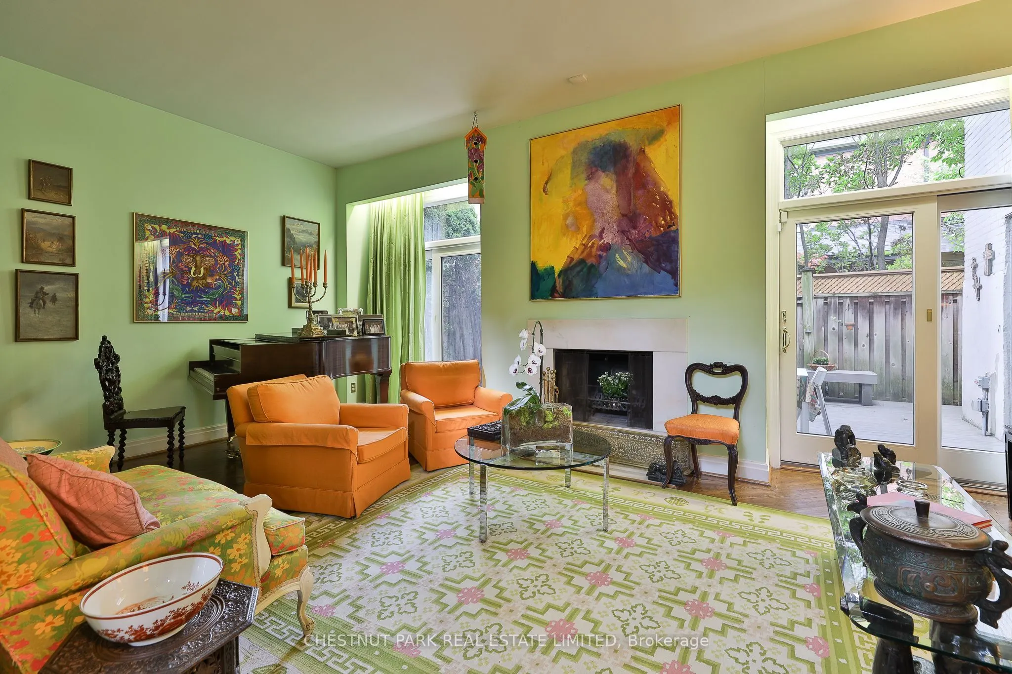 10 Maple Avenue