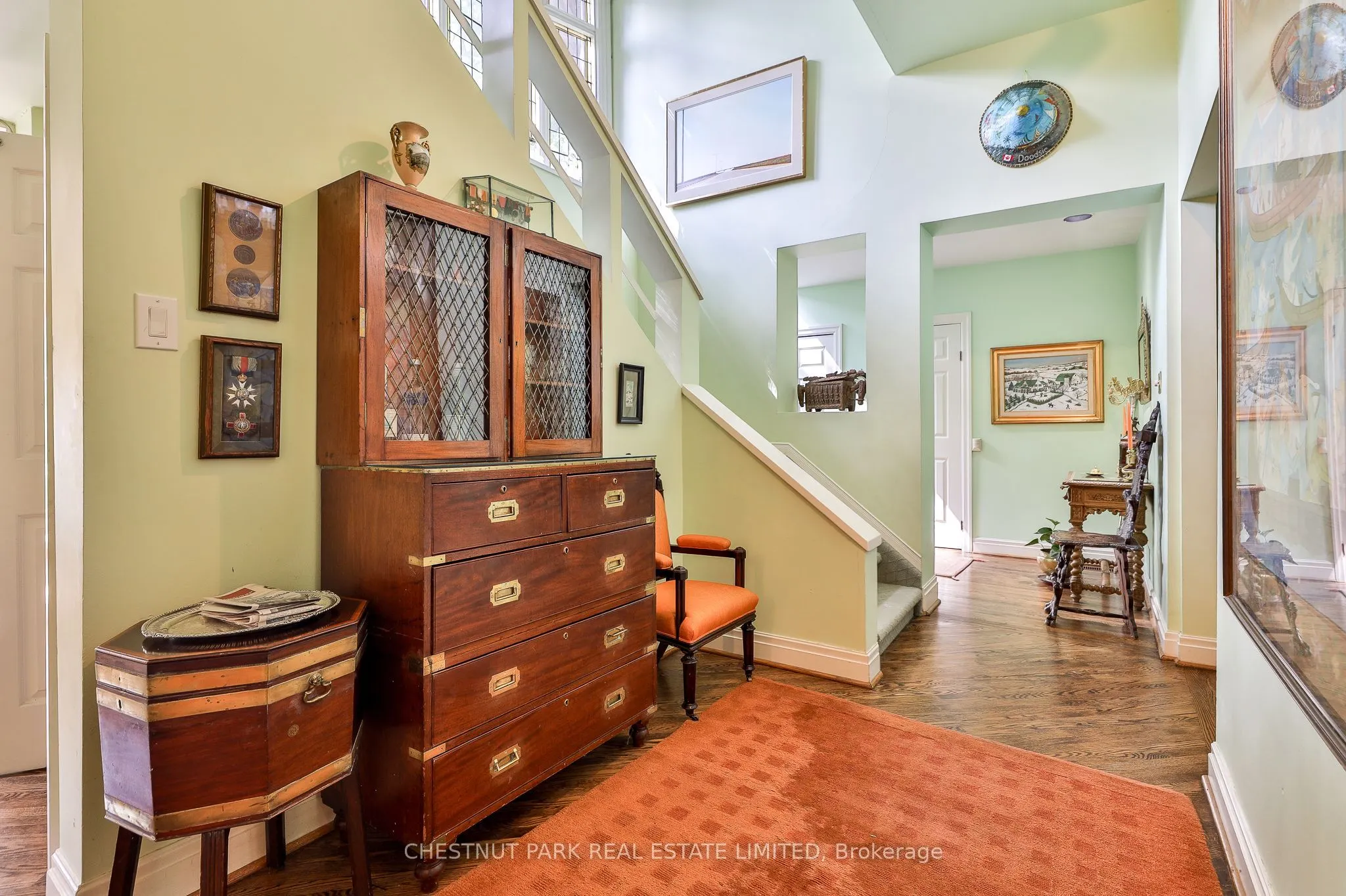 10 Maple Avenue