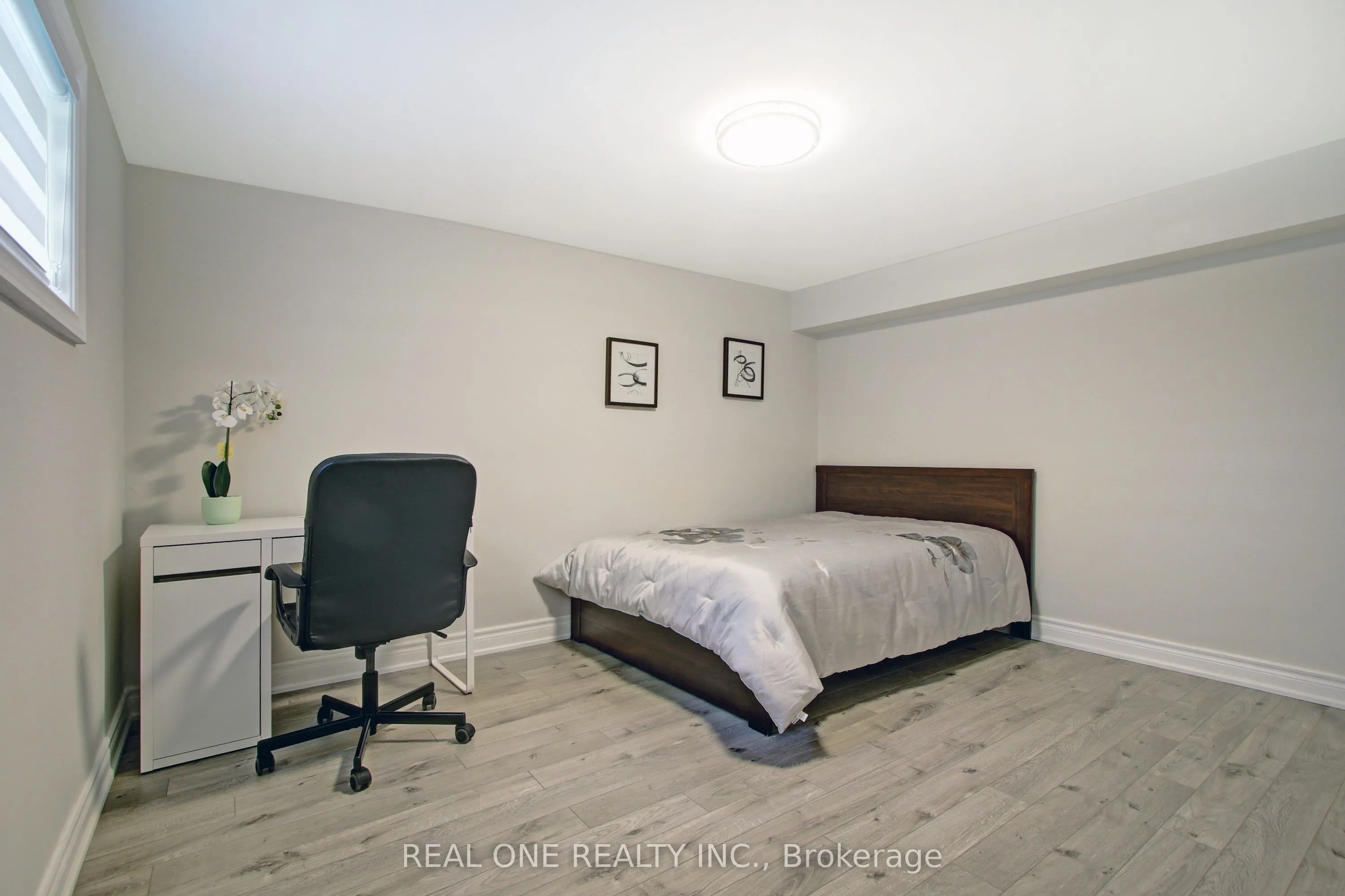 136 Waterloo Avenue, #Basement