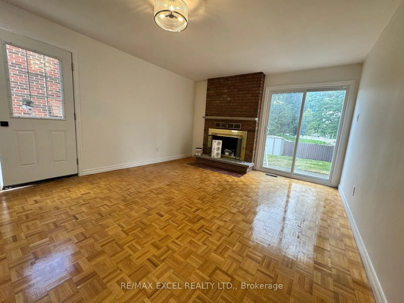 53 Hickorynut Drive, #Ground