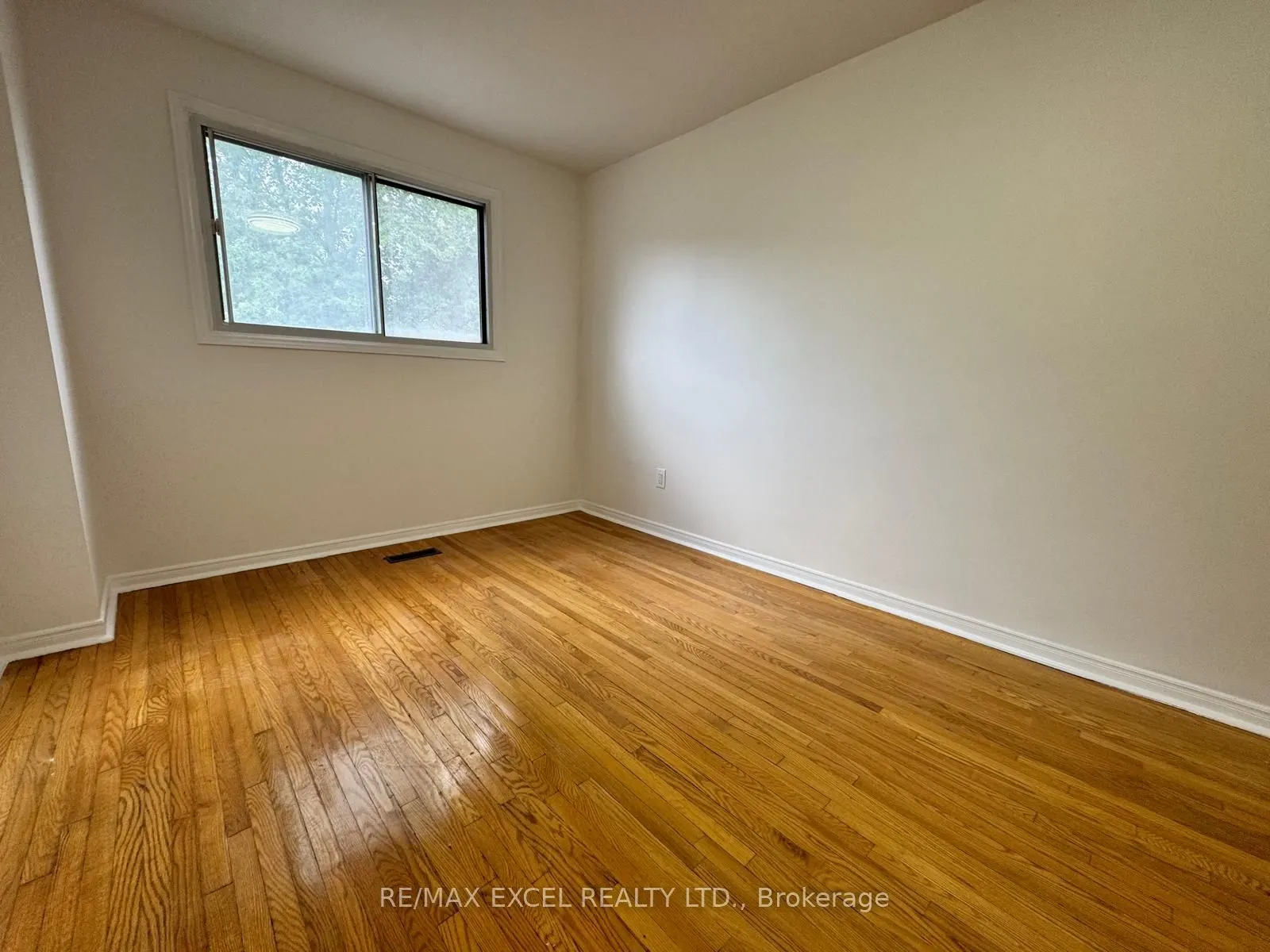 53 Hickorynut Drive, #Ground