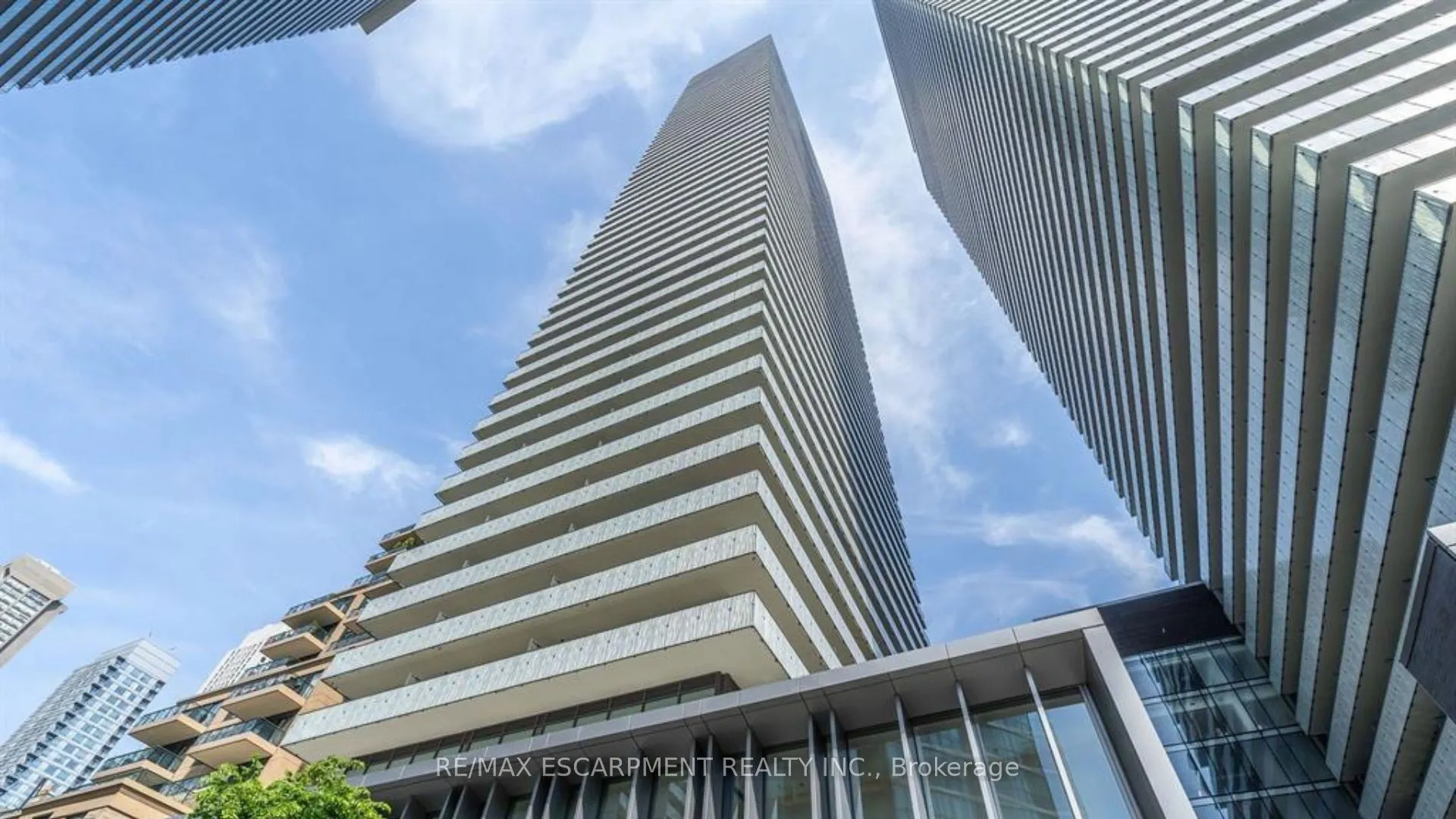 42 Charles Street E, #2409