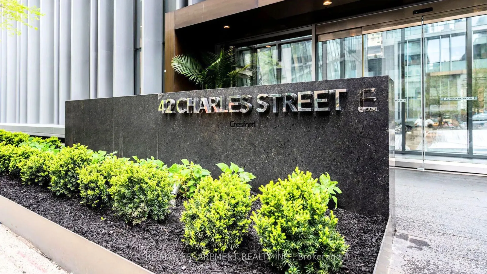 42 Charles Street E, #2409