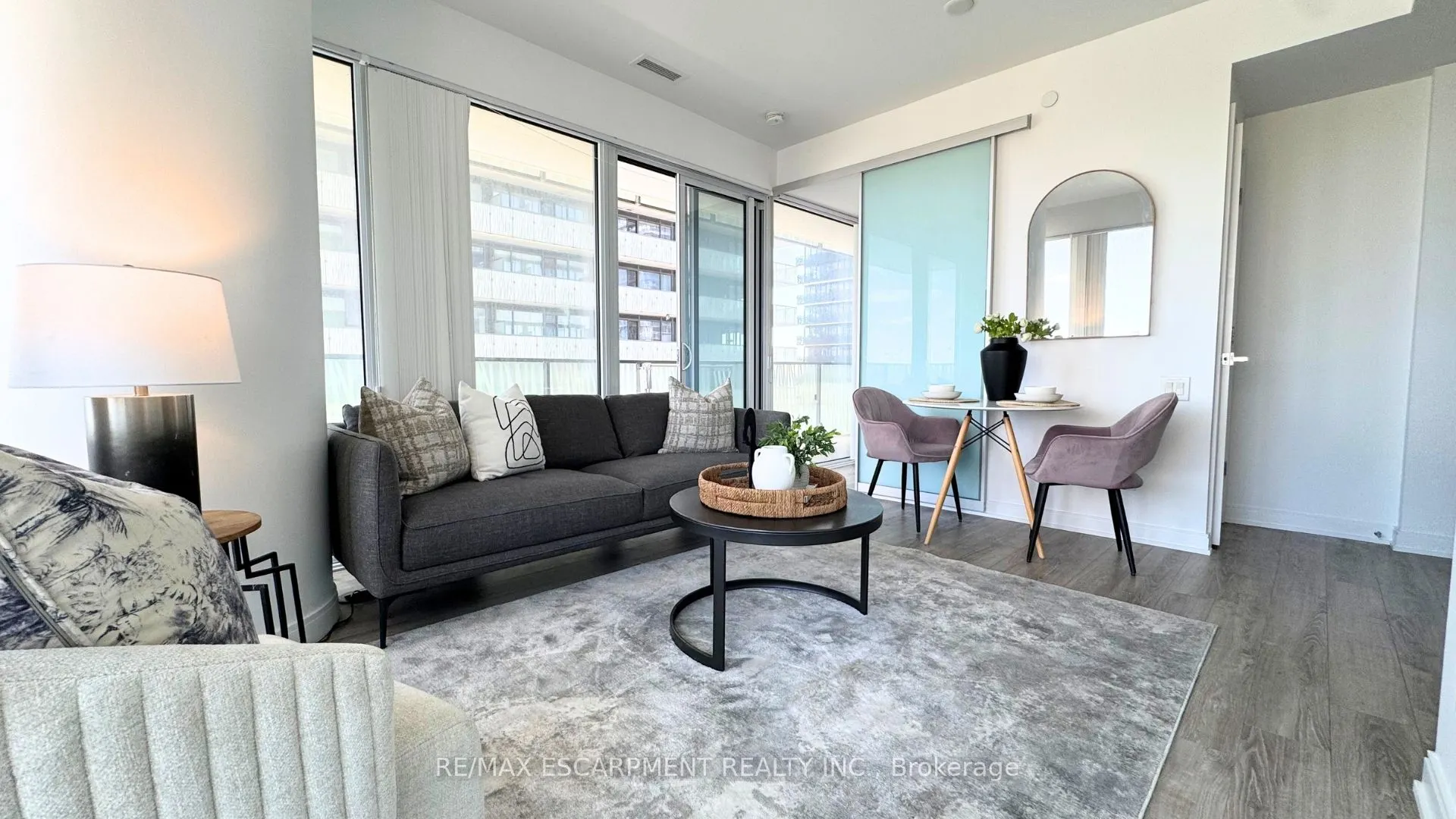 42 Charles Street E, #2409