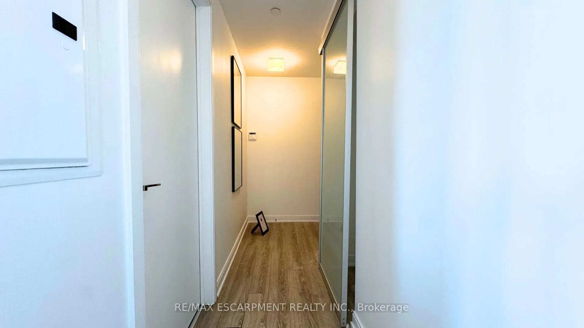 42 Charles Street E, #2409