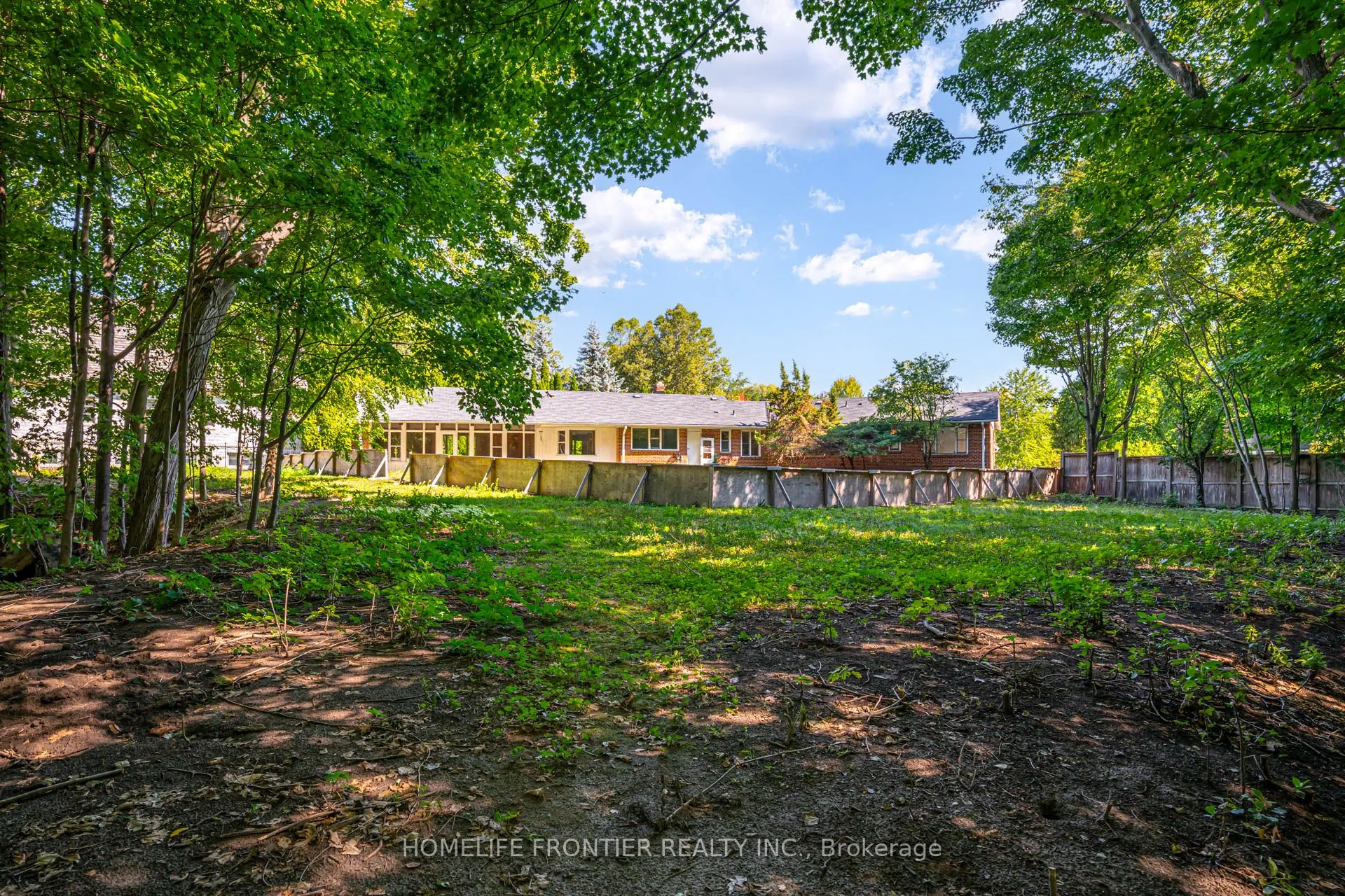 78 Arjay Crescent