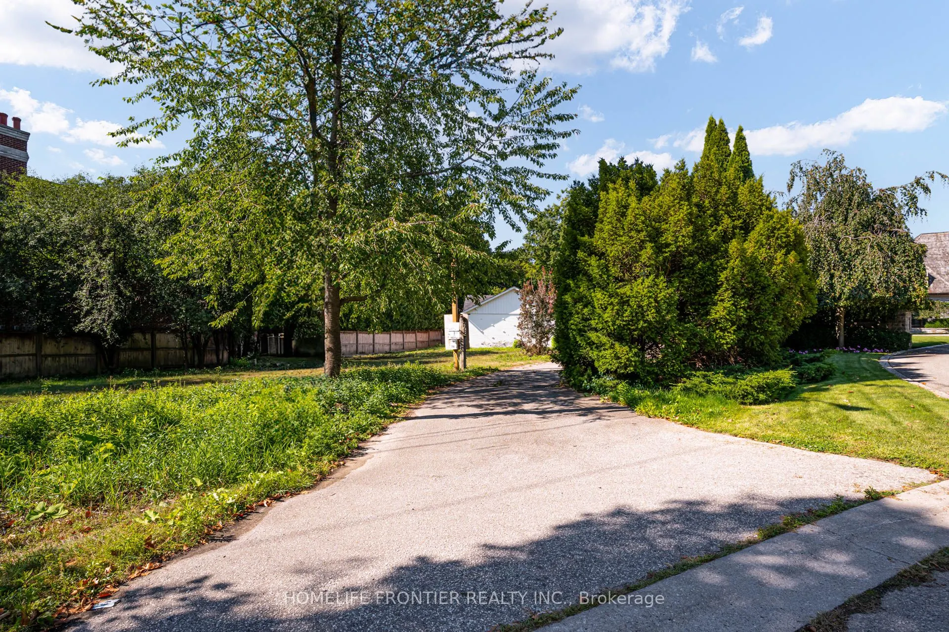 78 Arjay Crescent