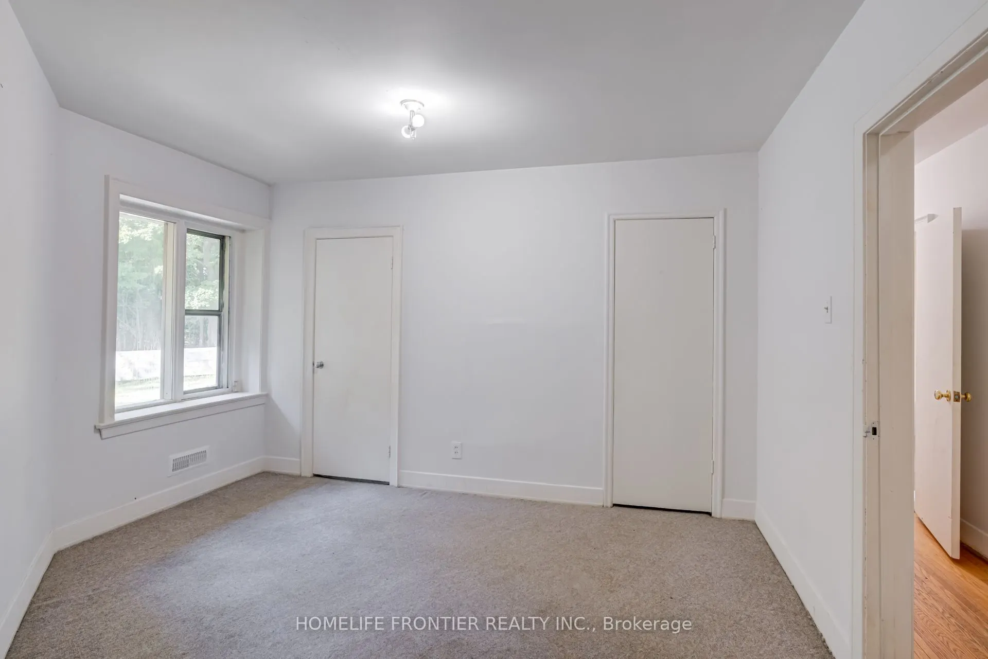 78 Arjay Crescent