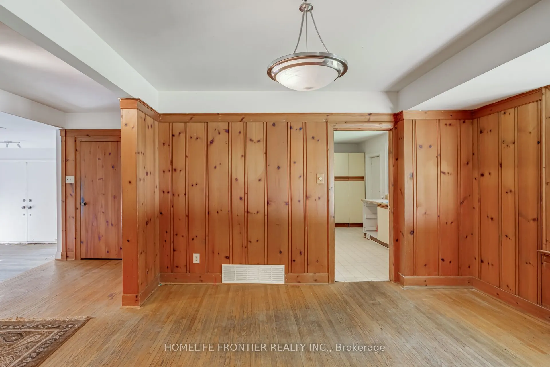 78 Arjay Crescent