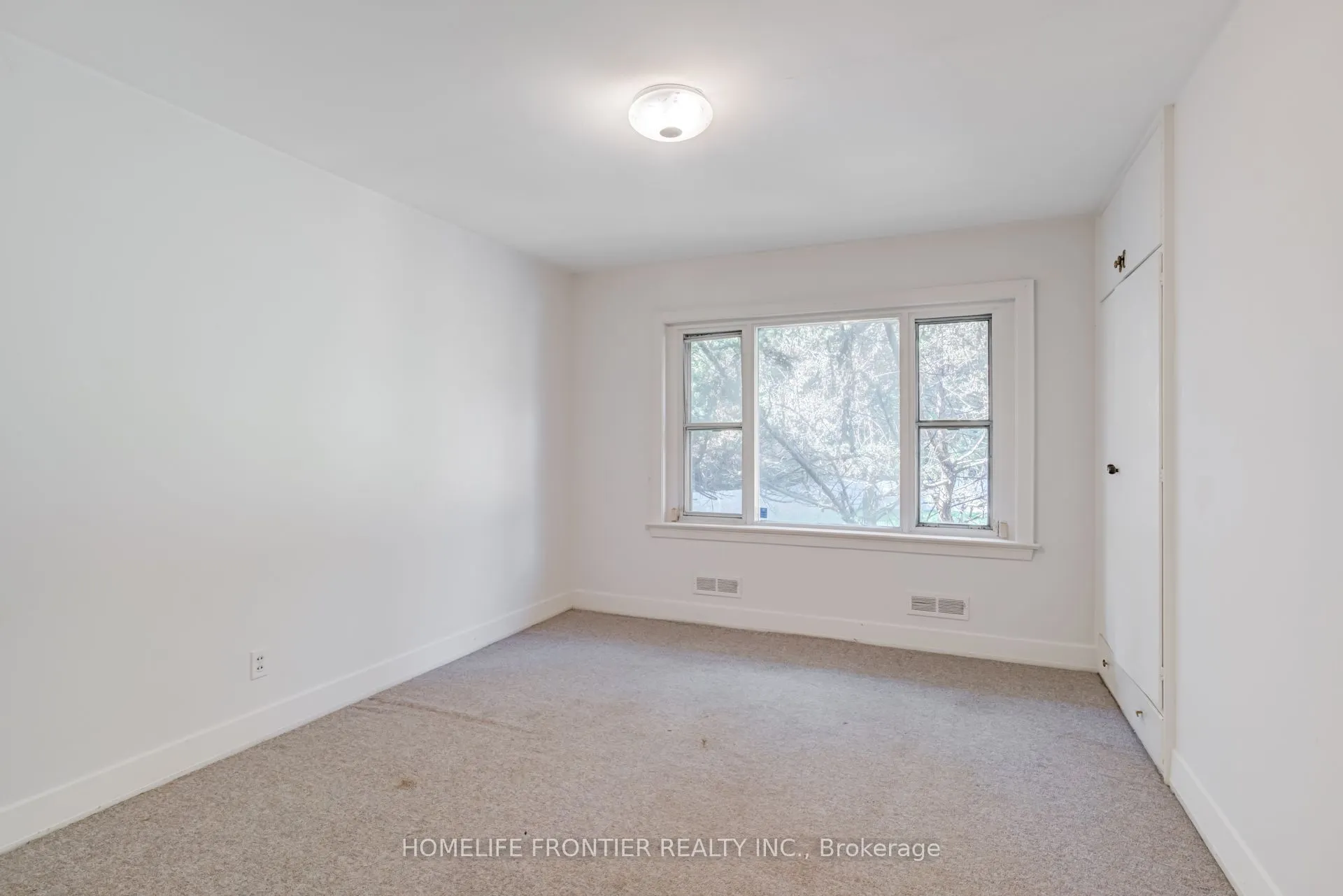 78 Arjay Crescent